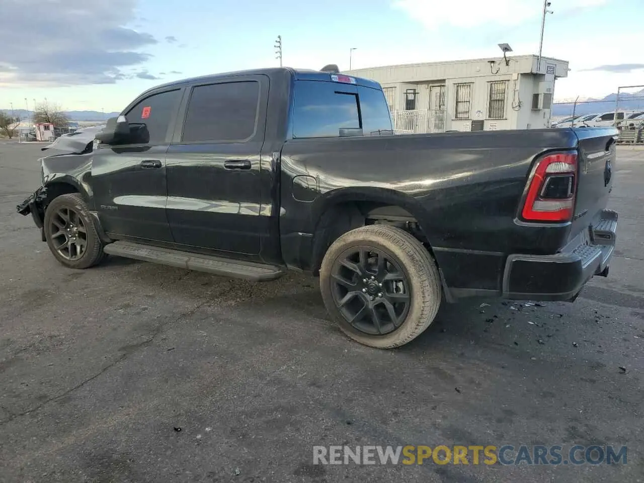 2 Photograph of a damaged car 1C6SRFJT1RN116051 RAM 1500 2024