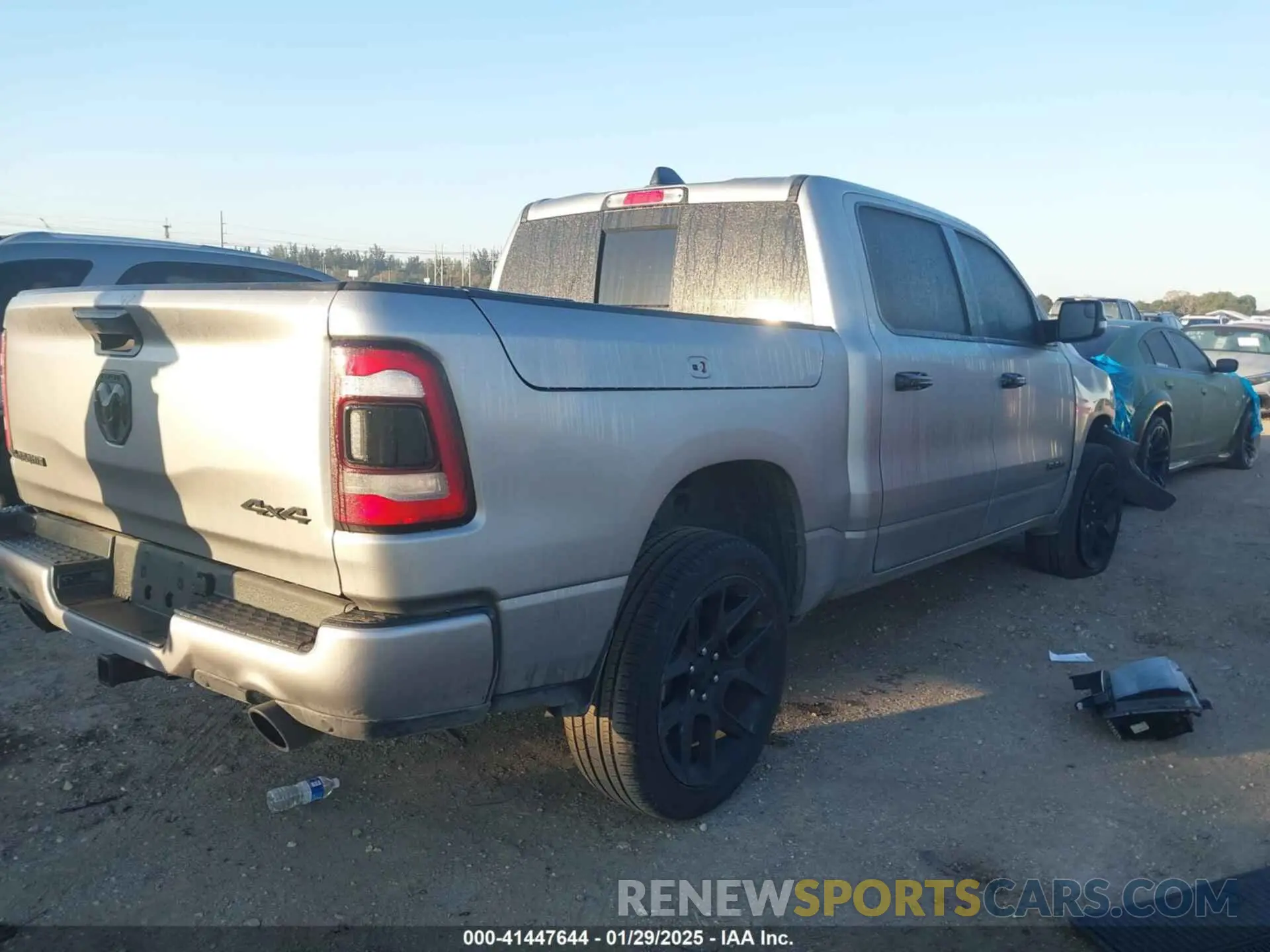4 Photograph of a damaged car 1C6SRFJT1RN130838 RAM 1500 2024