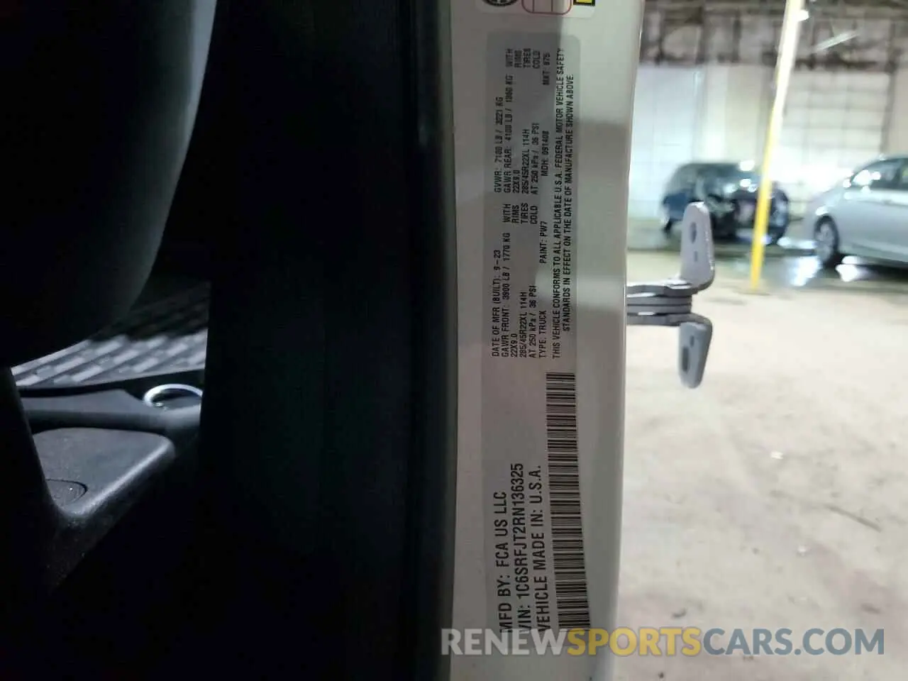 13 Photograph of a damaged car 1C6SRFJT2RN136325 RAM 1500 2024