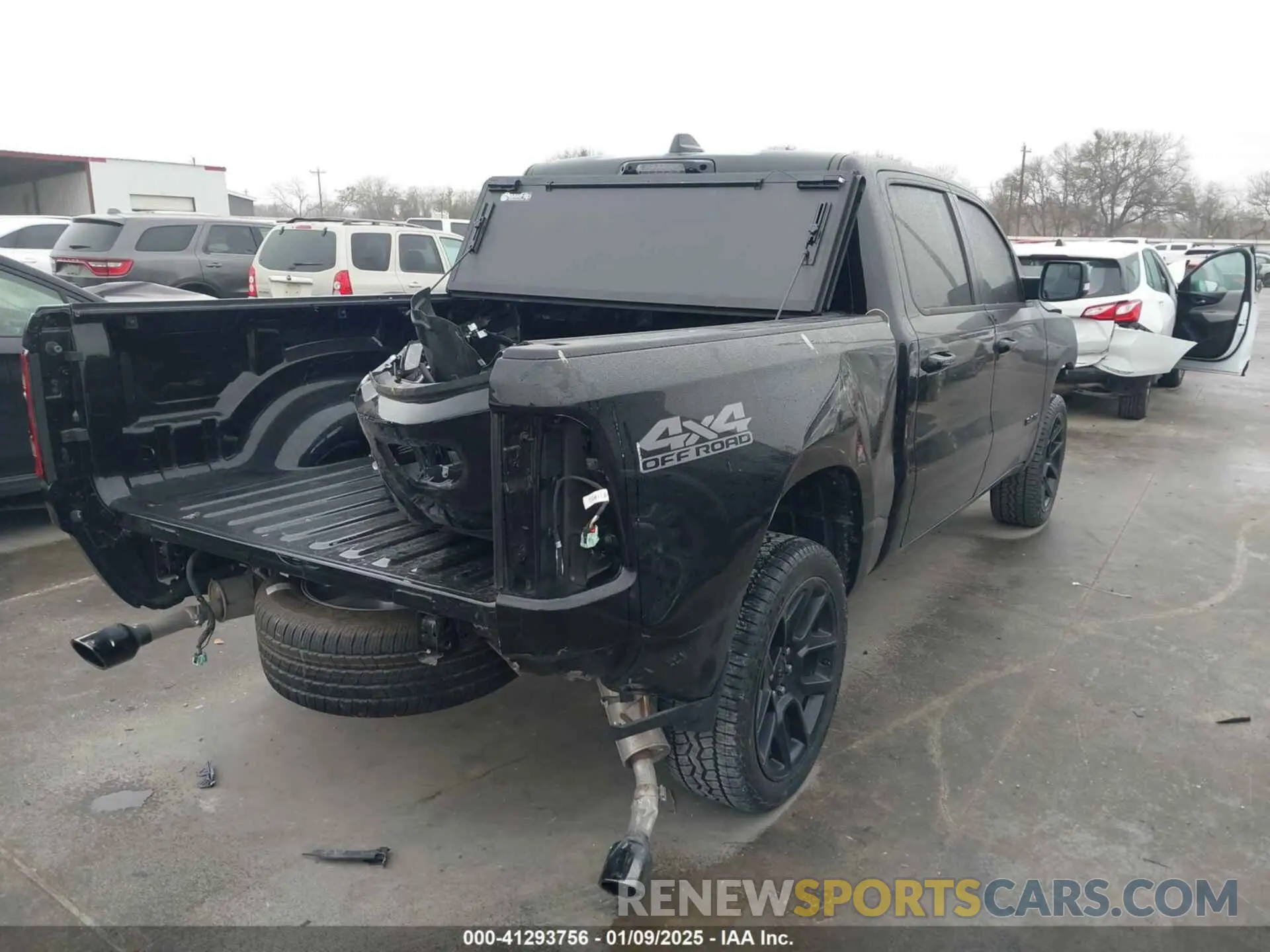 4 Фотография поврежденного автомобиля 1C6SRFJT2RN172032 RAM 1500 2024