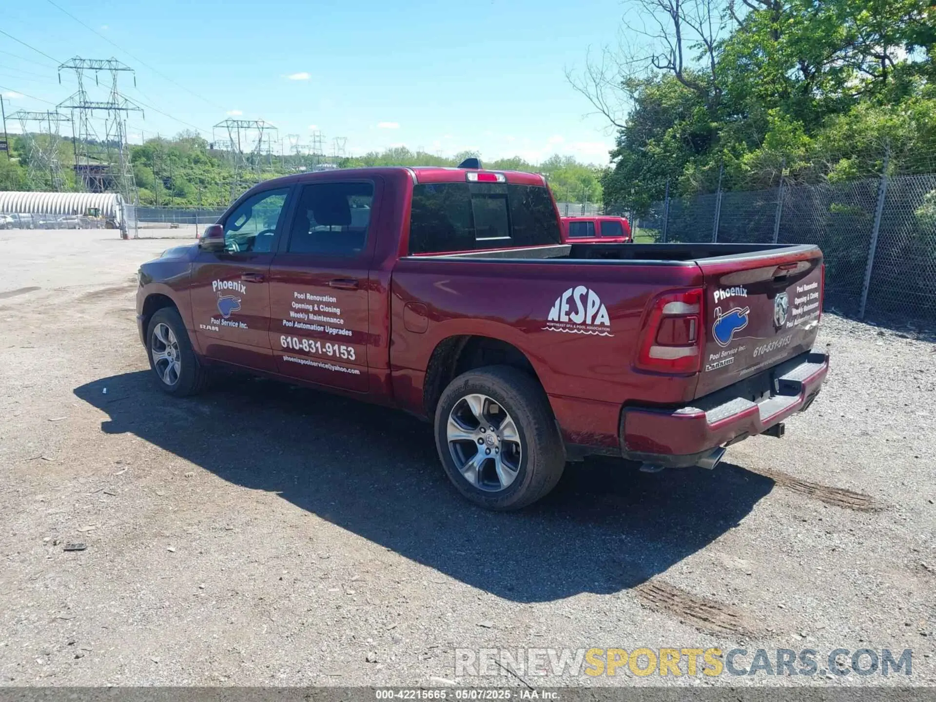 3 Photograph of a damaged car 1C6SRFJT7RN165612 RAM 1500 2024