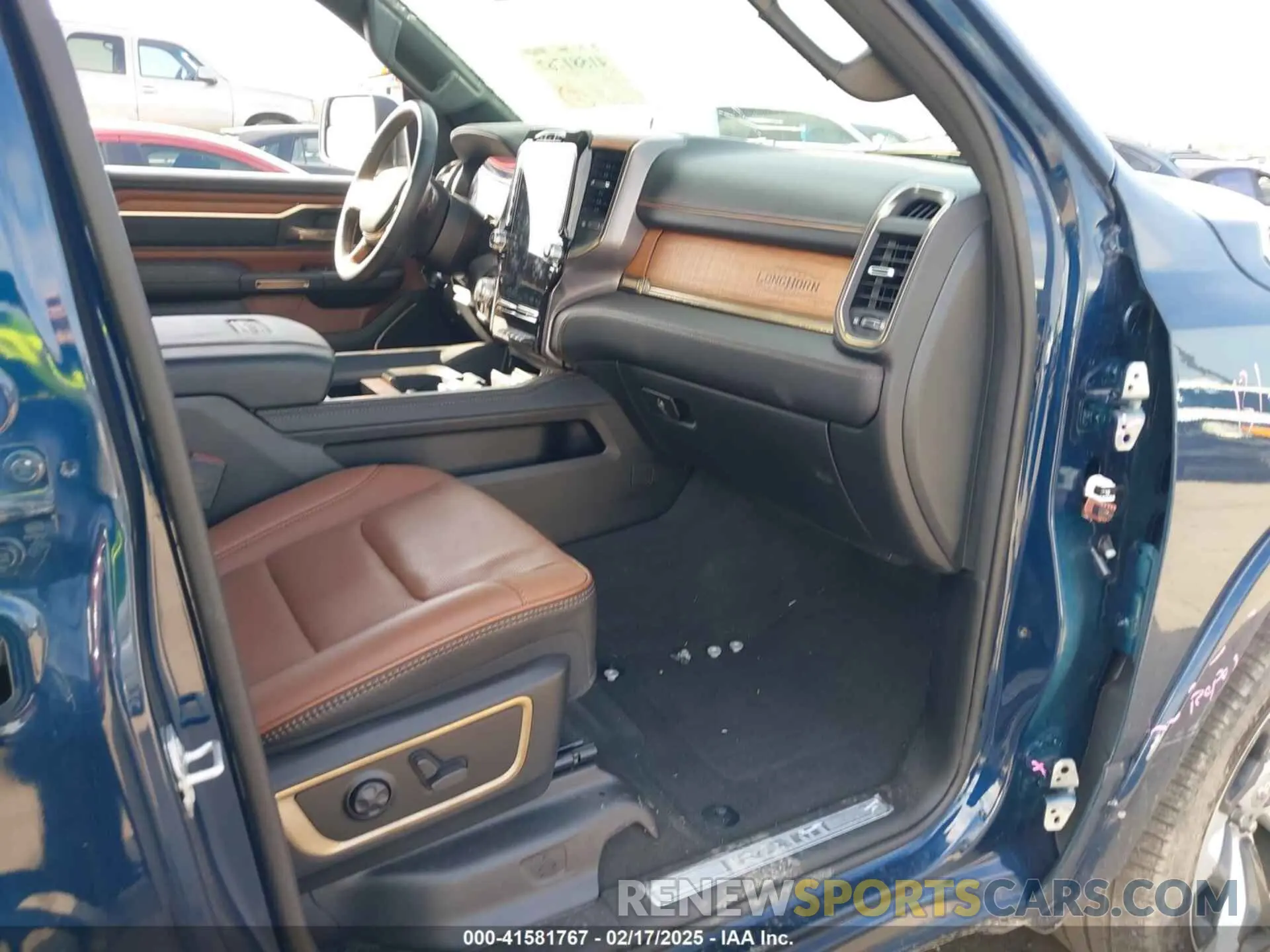 5 Фотография поврежденного автомобиля 1C6SRFKT6RN166930 RAM 1500 2024