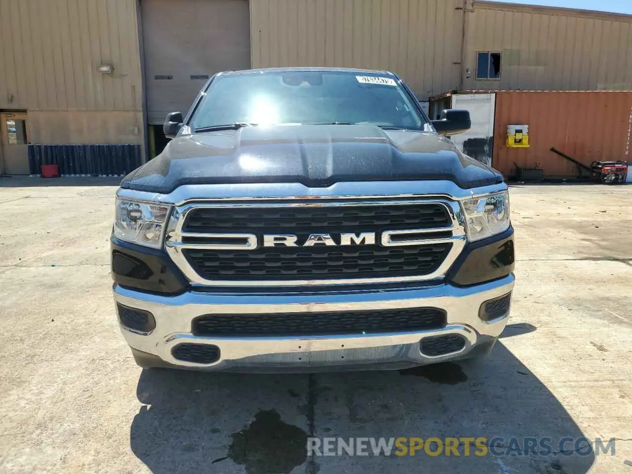5 Photograph of a damaged car 1C6SRFMT4RN170133 RAM 1500 2024
