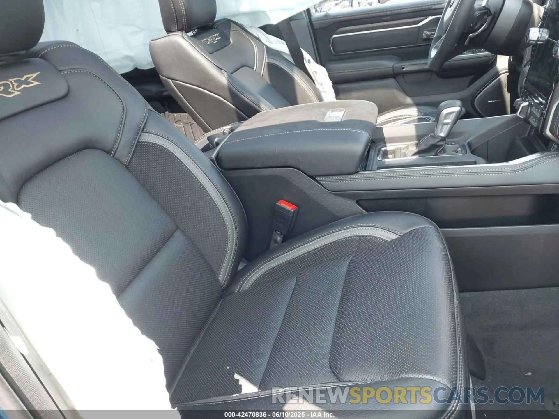 5 Фотография поврежденного автомобиля 1C6SRFU95RN187320 RAM 1500 2024