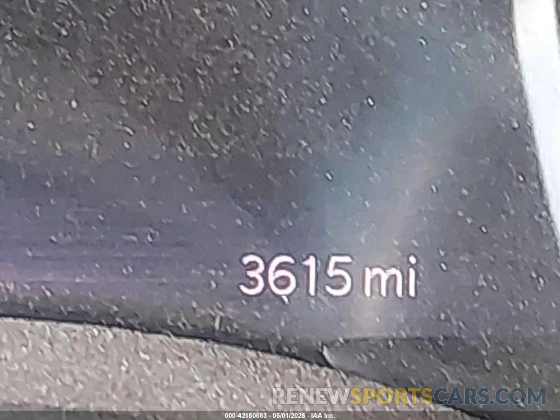 16 Photograph of a damaged car 1C6SRFU98RN223288 RAM 1500 2024