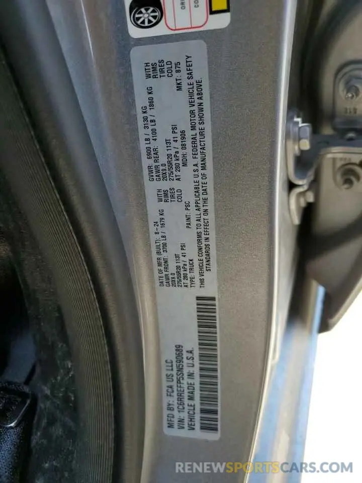 12 Photograph of a damaged car 1C6RREFP5SN590689 RAM 1500 2025