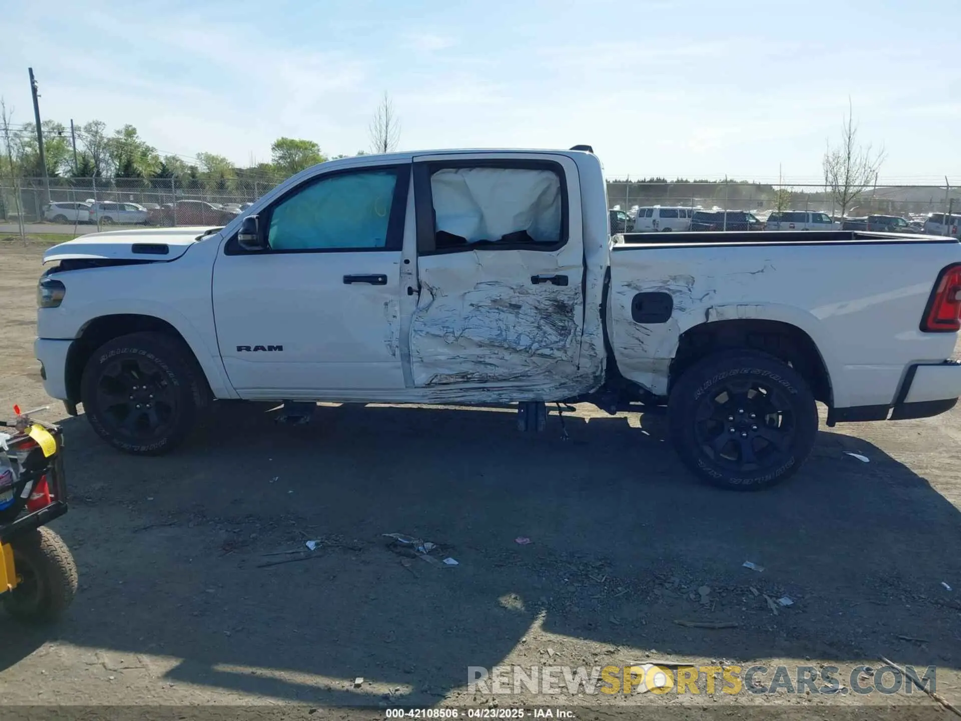 14 Photograph of a damaged car 1C6RRFFG1SN538059 RAM 1500 2025