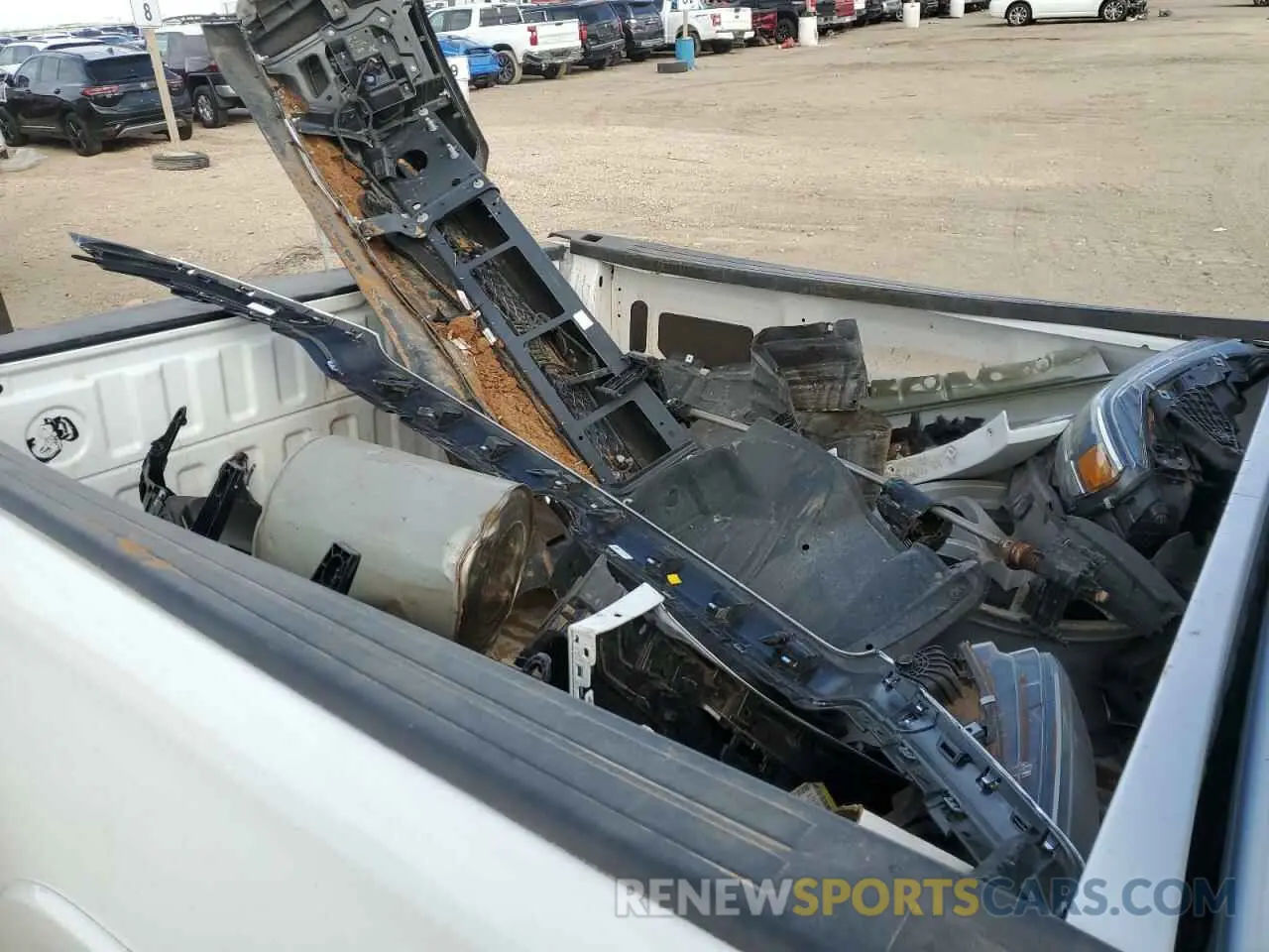12 Photograph of a damaged car 1C6RRFFG7SN524179 RAM 1500 2025
