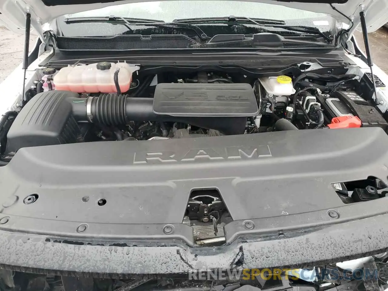 13 Photograph of a damaged car 1C6RRFFG9SN575912 RAM 1500 2025