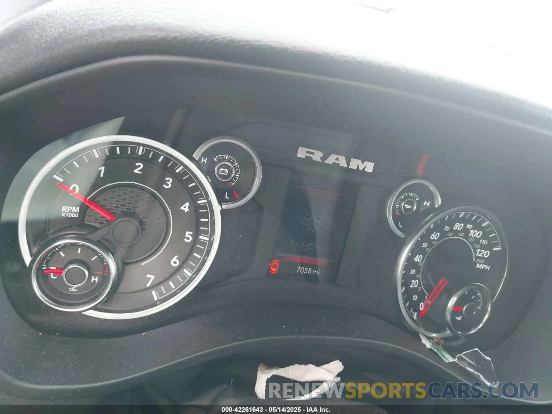 7 Фотография поврежденного автомобиля 1C6RRFGG2SN572641 RAM 1500 2025