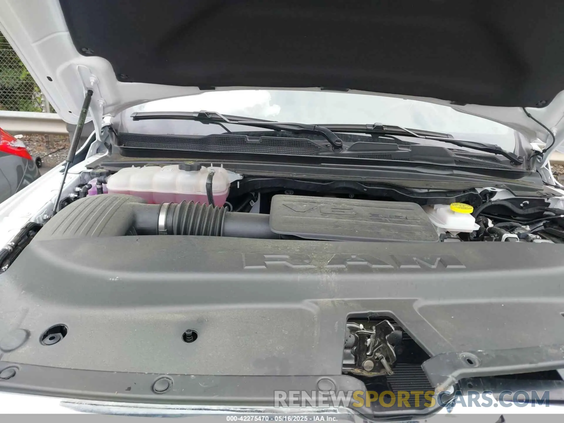 10 Photograph of a damaged car 1C6RRFGG7SN540803 RAM 1500 2025