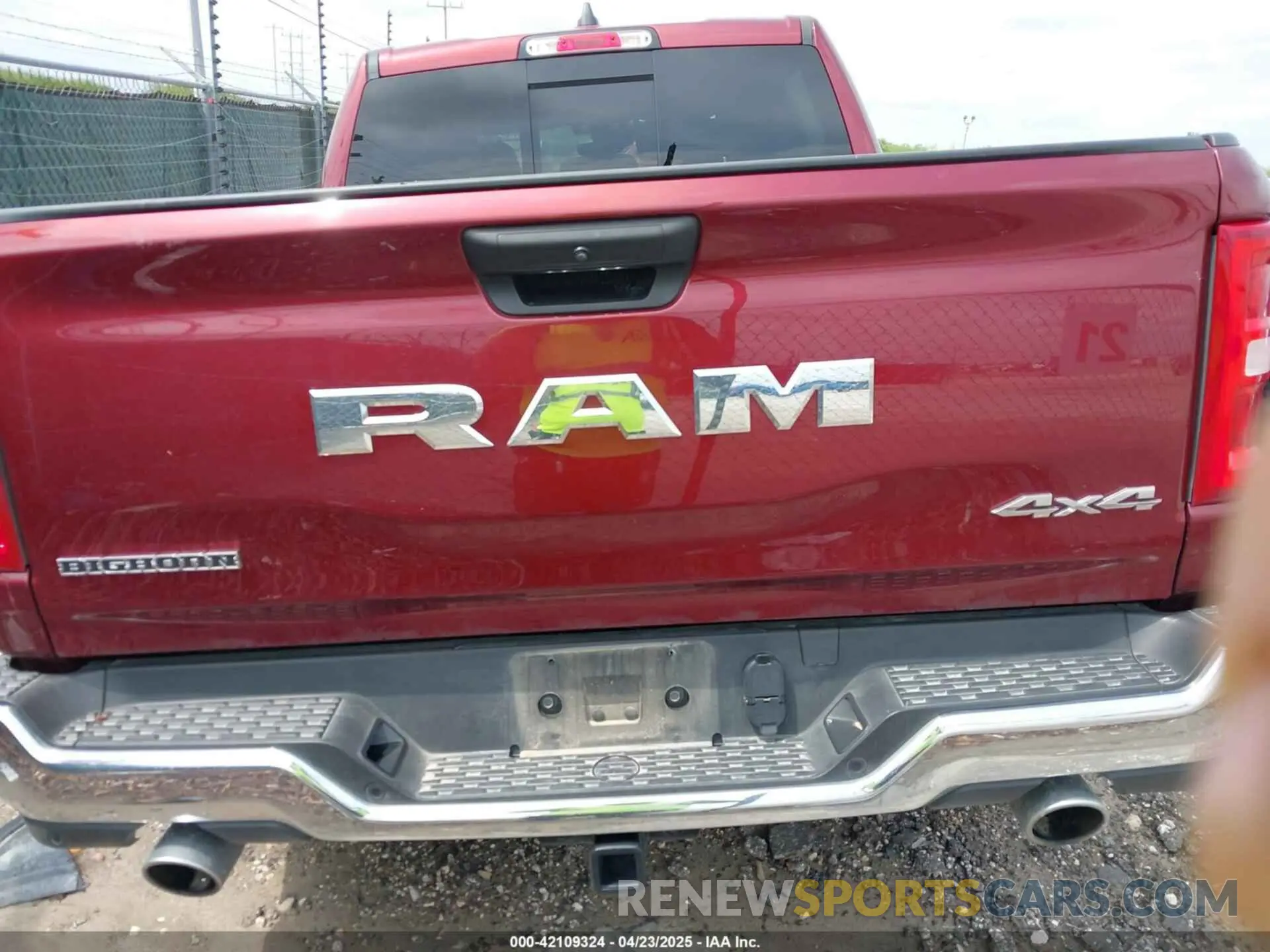 16 Фотография поврежденного автомобиля 1C6SRFFP0SN583236 RAM 1500 2025