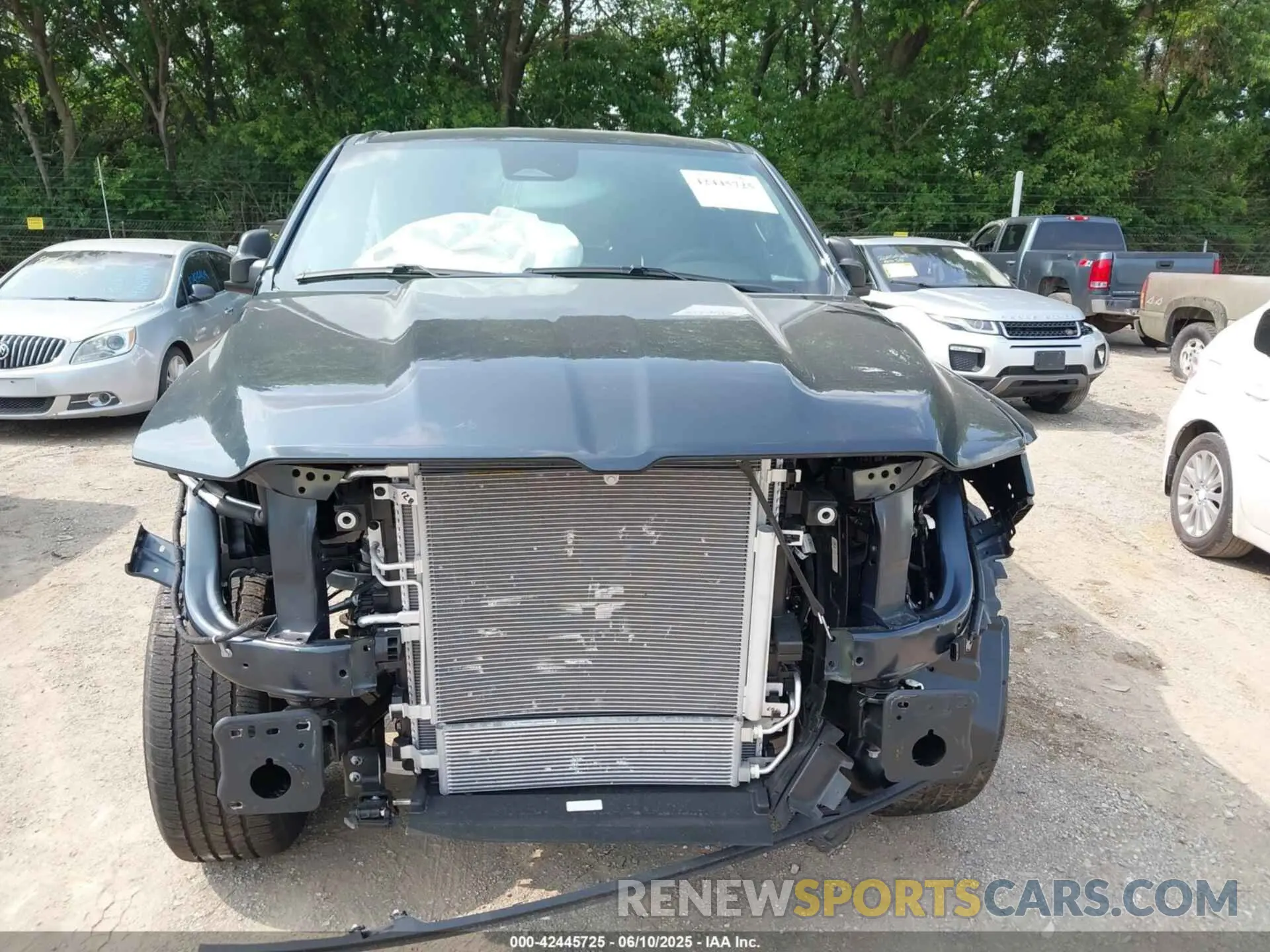 17 Photograph of a damaged car 1C6SRFFP2SN715400 RAM 1500 2025