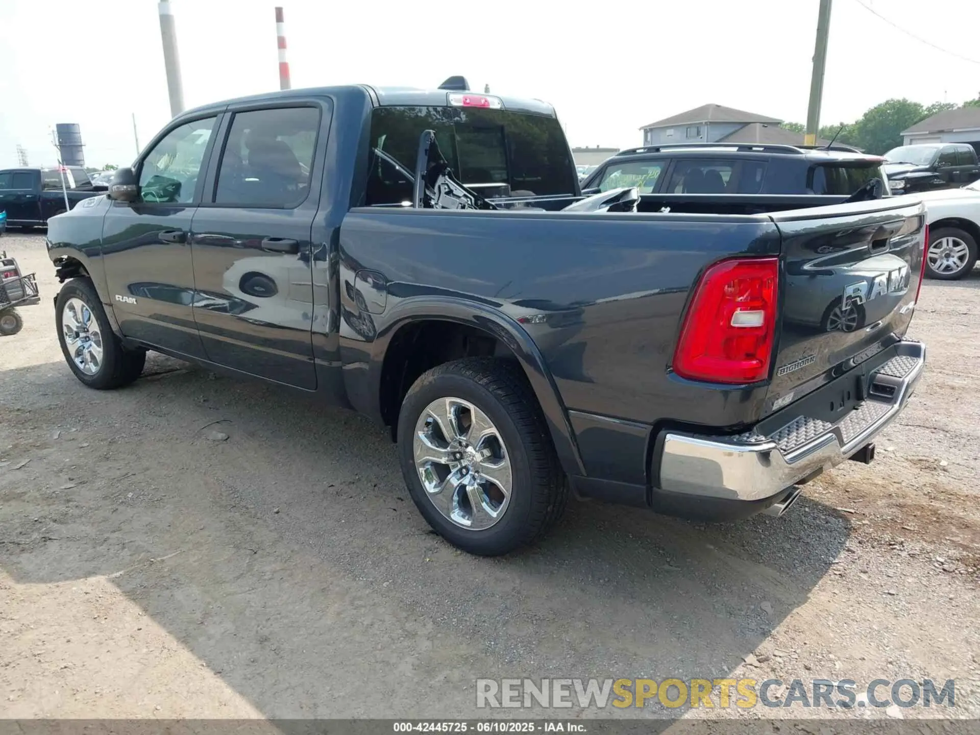 3 Photograph of a damaged car 1C6SRFFP2SN715400 RAM 1500 2025