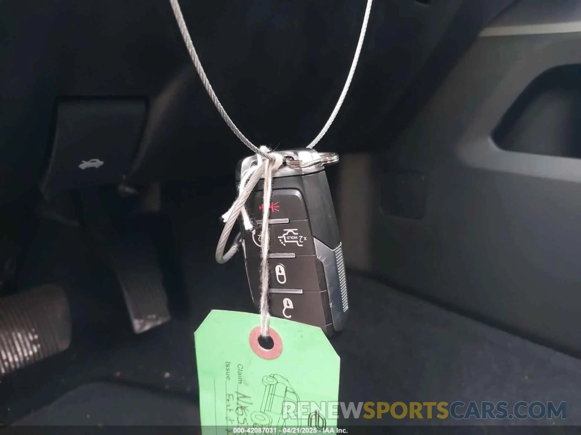 11 Фотография поврежденного автомобиля 1C6SRFFP3SN581030 RAM 1500 2025