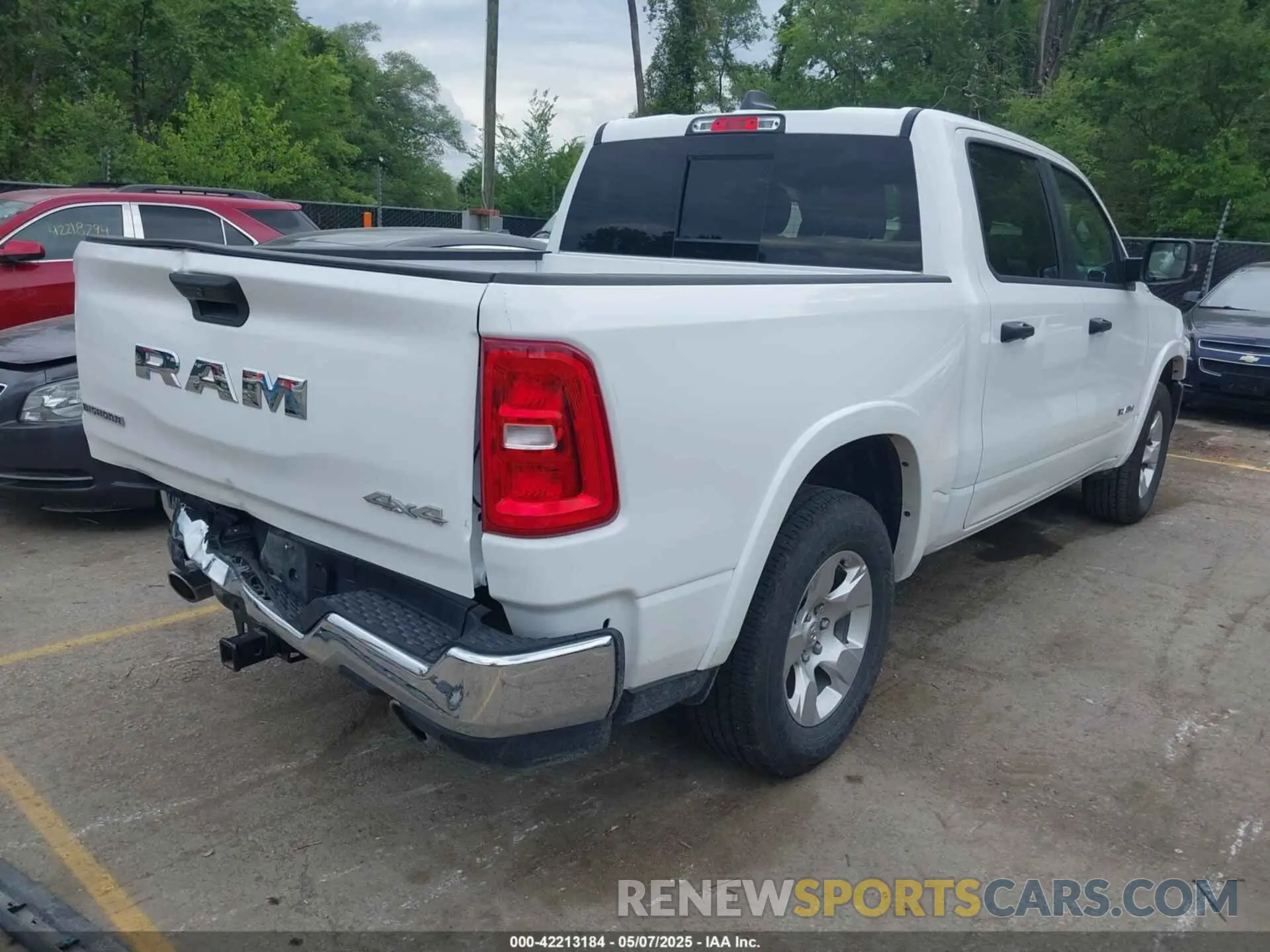4 Photograph of a damaged car 1C6SRFFP4SN562194 RAM 1500 2025