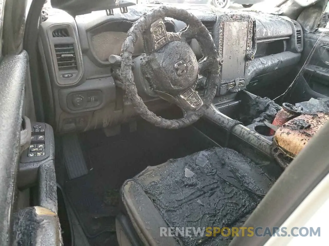 8 Photograph of a damaged car 1C6SRFFPXSN583907 RAM 1500 2025