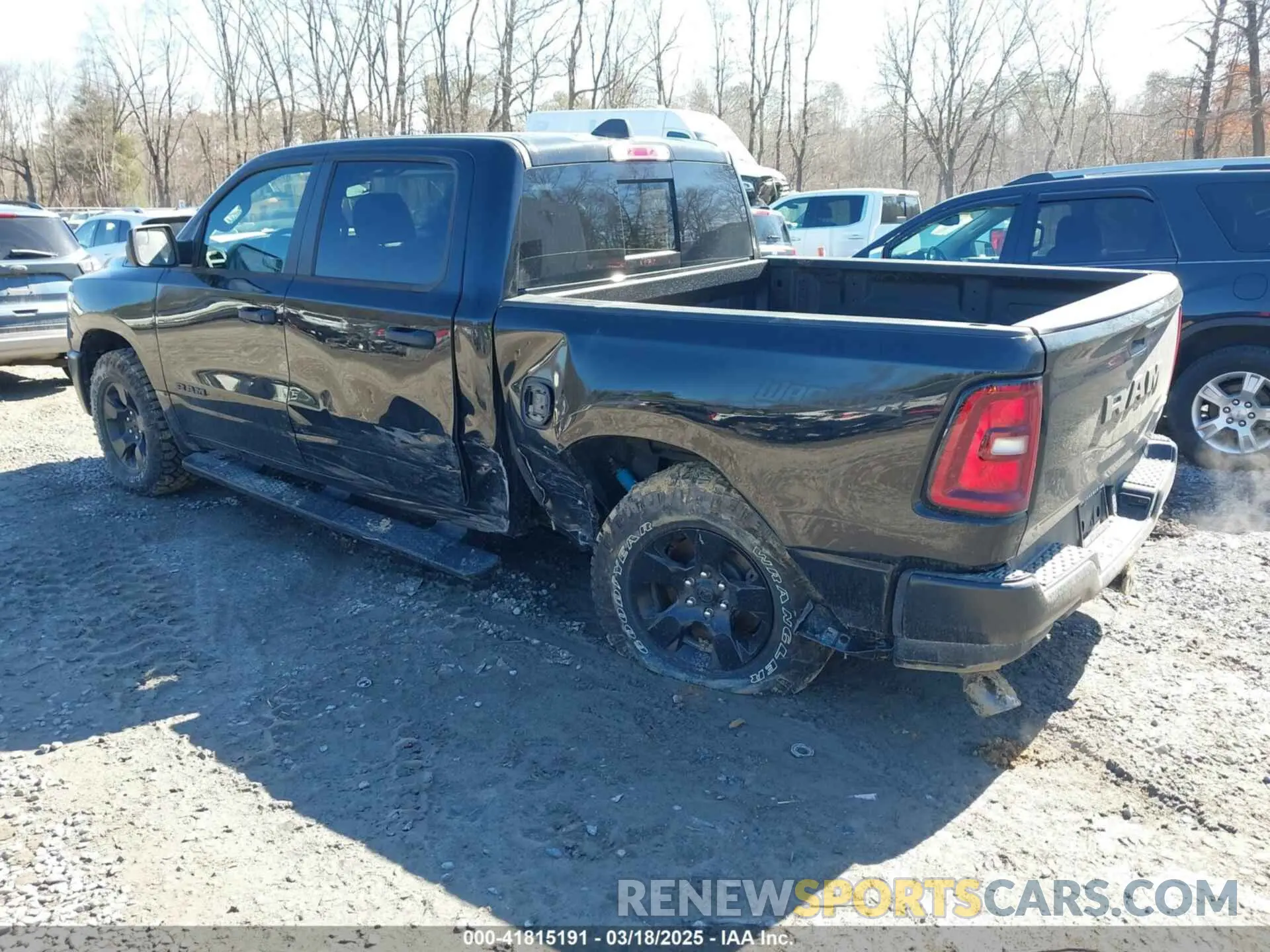 3 Photograph of a damaged car 1C6SRFGP7SN614013 RAM 1500 2025
