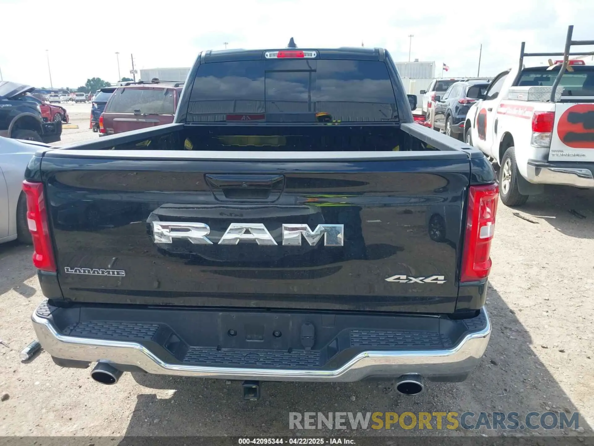 16 Photograph of a damaged car 1C6SRFJP3SN567779 RAM 1500 2025