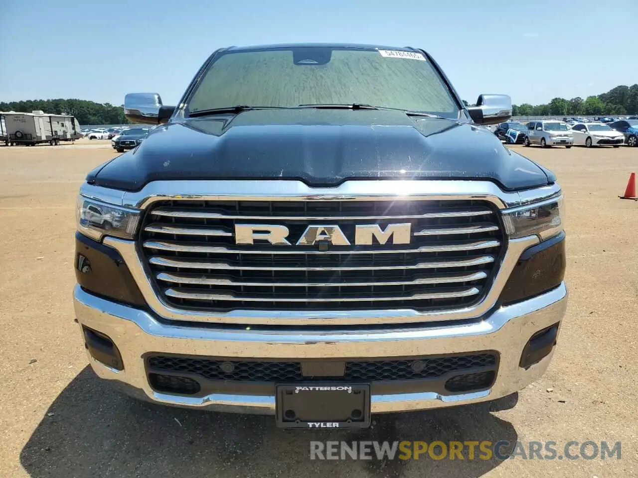 5 Photograph of a damaged car 1C6SRFJP3SN585179 RAM 1500 2025