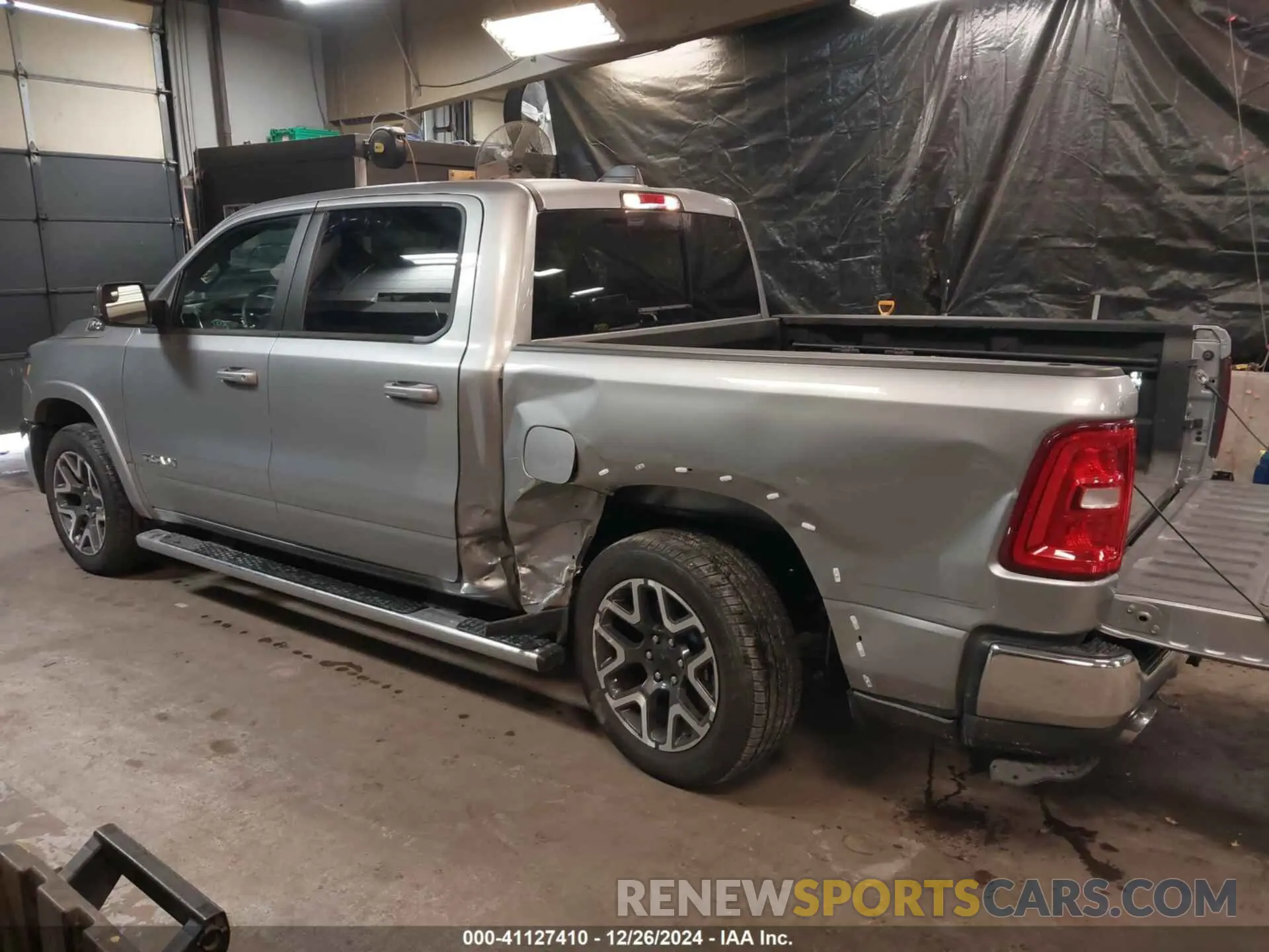 3 Photograph of a damaged car 1C6SRFJP6SN526269 RAM 1500 2025
