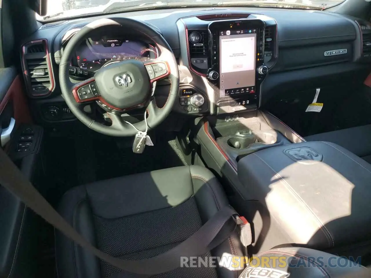 8 Photograph of a damaged car 1C6SRFLP1SN648938 RAM 1500 2025