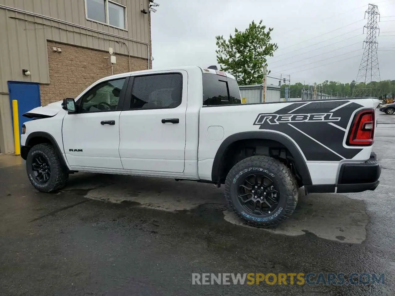 2 Photograph of a damaged car 1C6SRFLP7SN584078 RAM 1500 2025