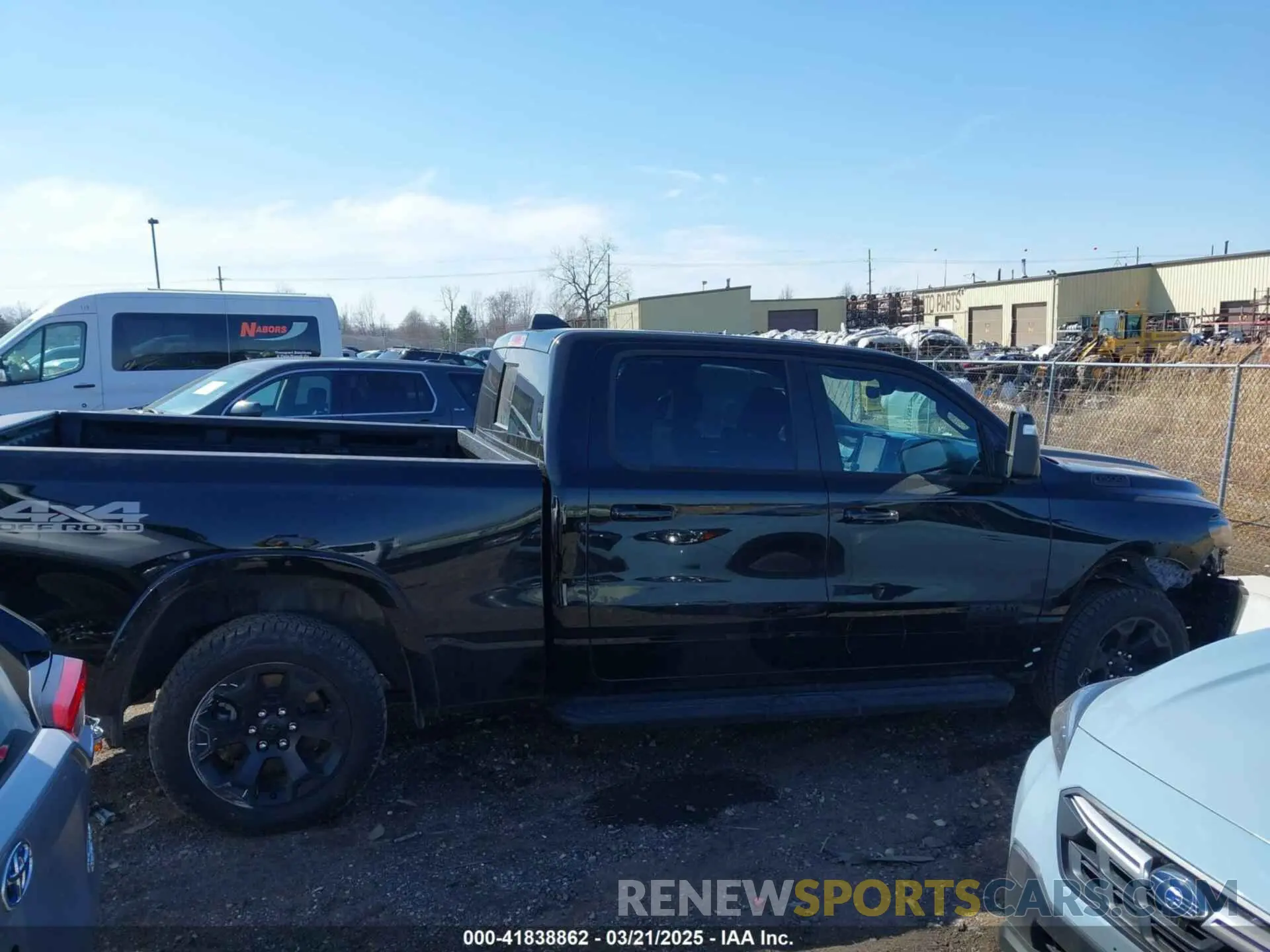 14 Фотография поврежденного автомобиля 1C6SRFMP2SN658960 RAM 1500 2025