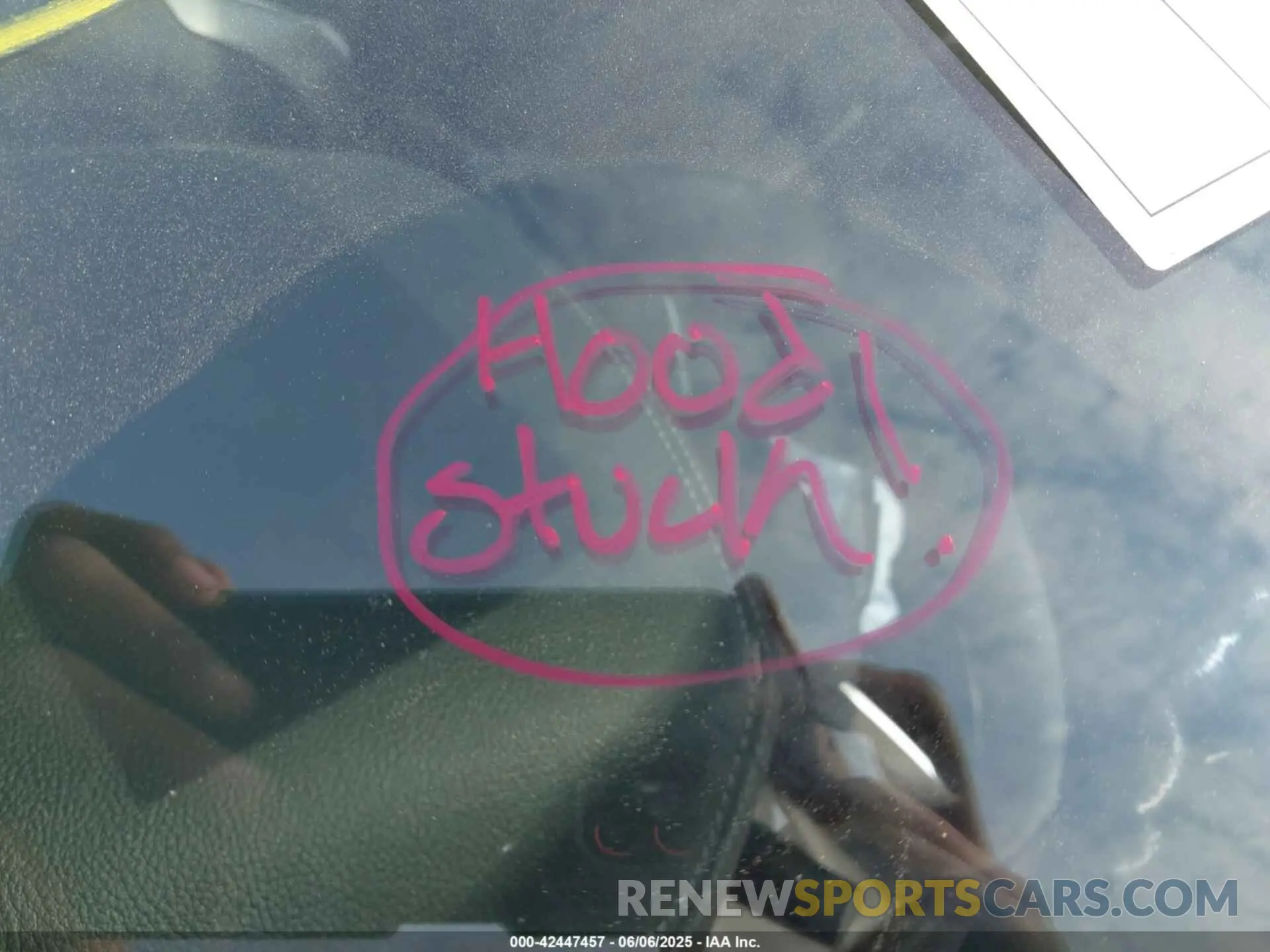 10 Photograph of a damaged car 1C6SRFRP2SN520862 RAM 1500 2025