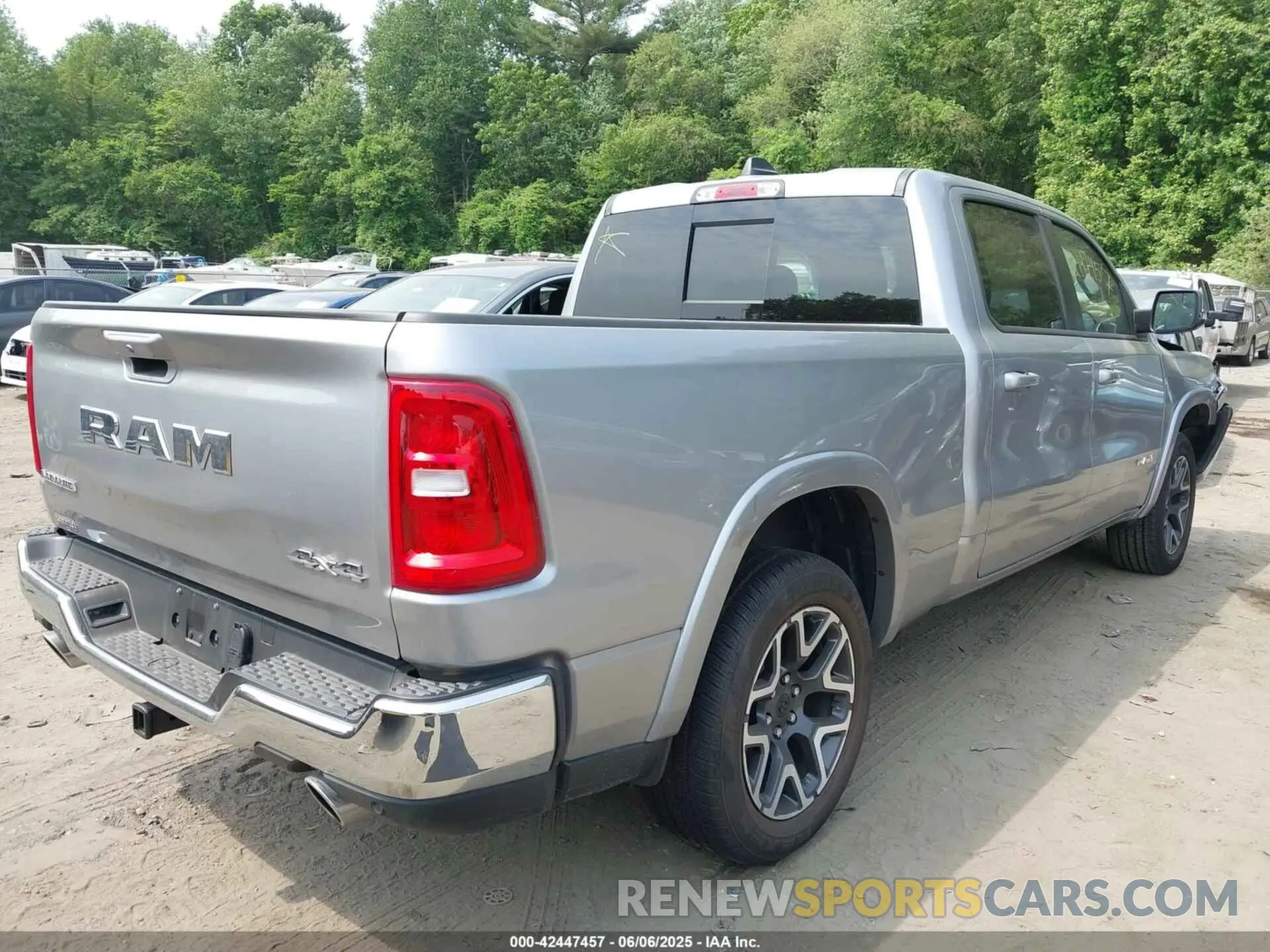 4 Photograph of a damaged car 1C6SRFRP2SN520862 RAM 1500 2025