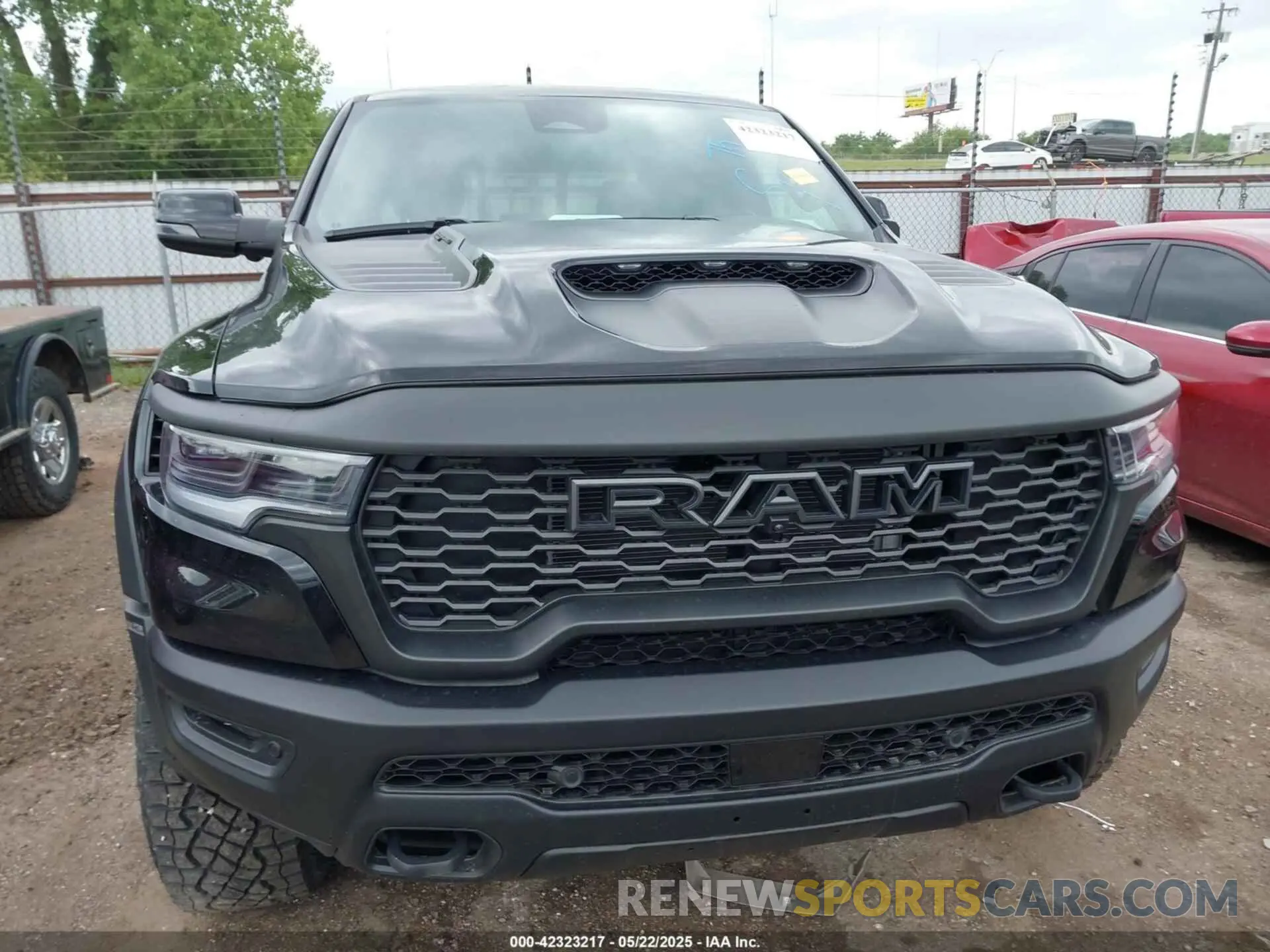 13 Photograph of a damaged car 1C6SRFUP7SN668299 RAM 1500 2025