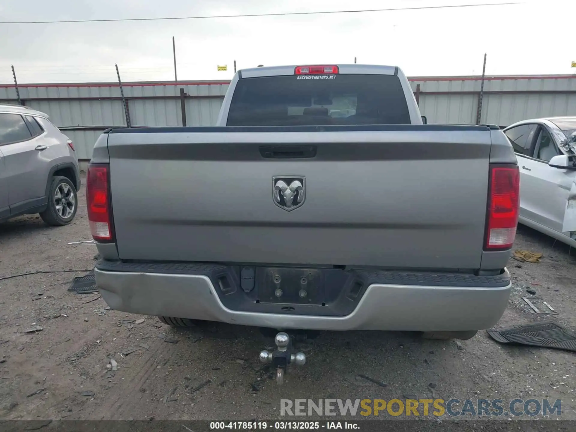 15 Фотография поврежденного автомобиля 1C6RR6FG1KS674435 RAM 1500 CLASSIC 2019