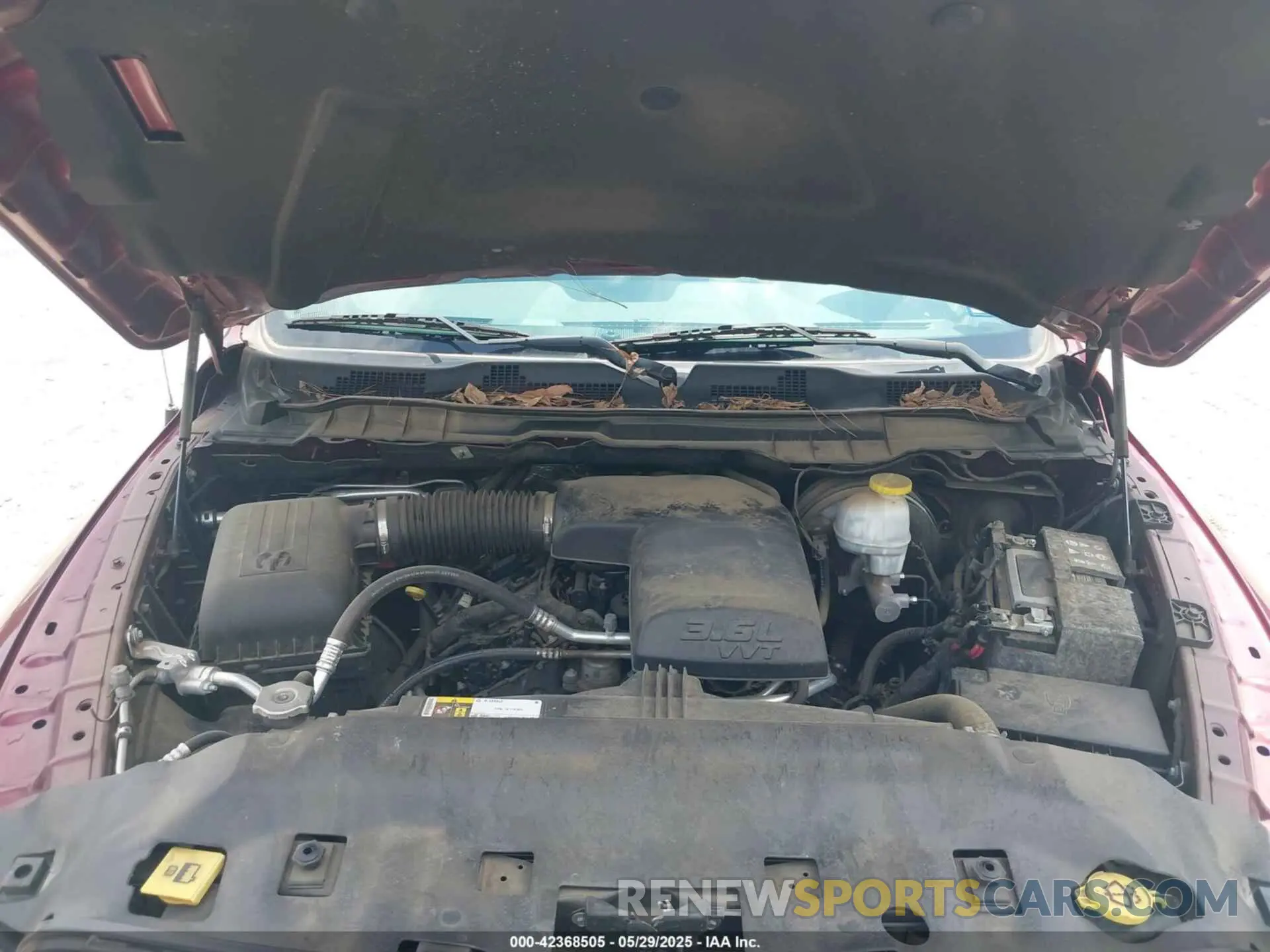 10 Фотография поврежденного автомобиля 1C6RR6FG2KS581343 RAM 1500 CLASSIC 2019