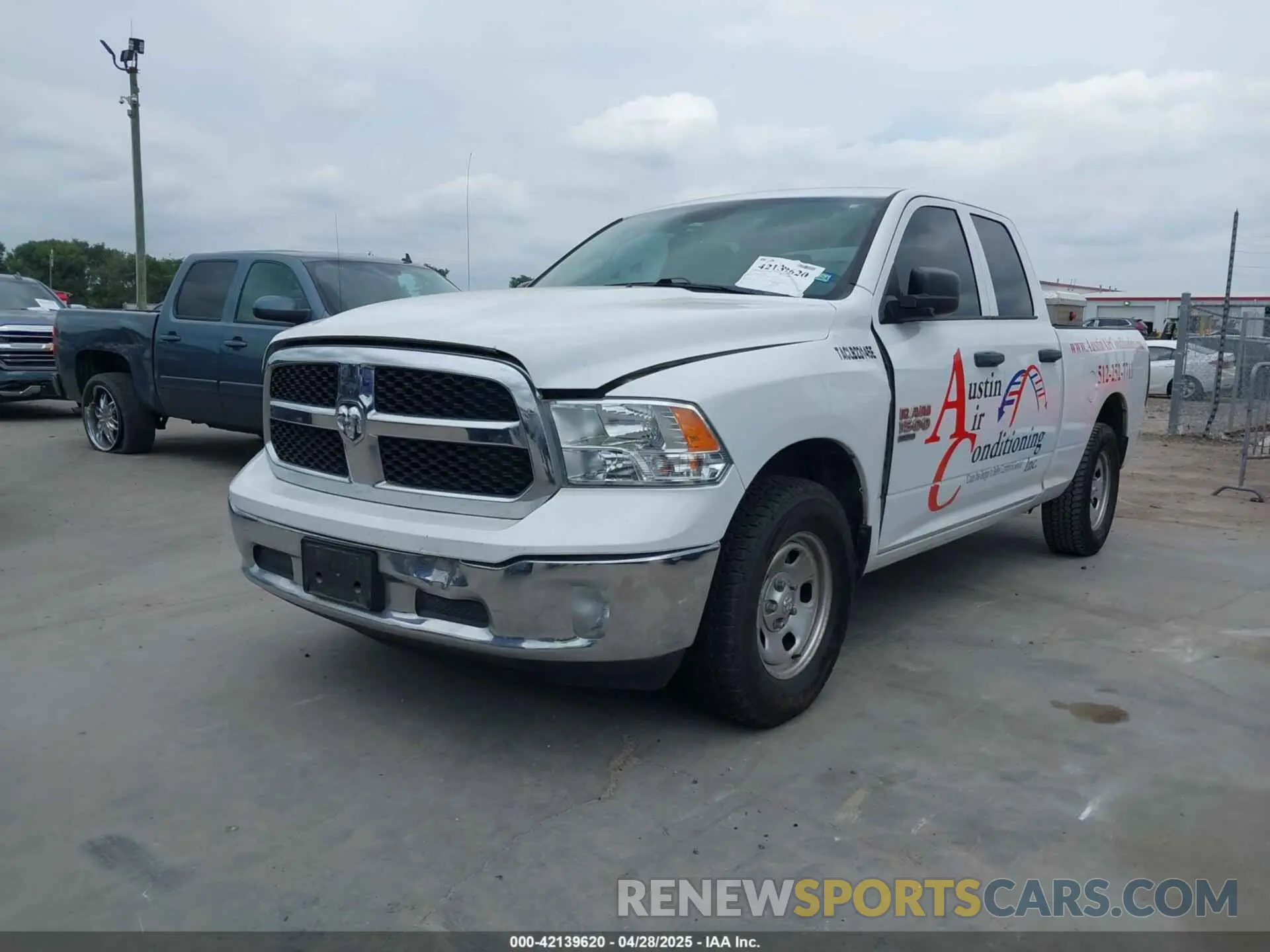 2 Photograph of a damaged car 1C6RR6FG2KS702064 RAM 1500 CLASSIC 2019