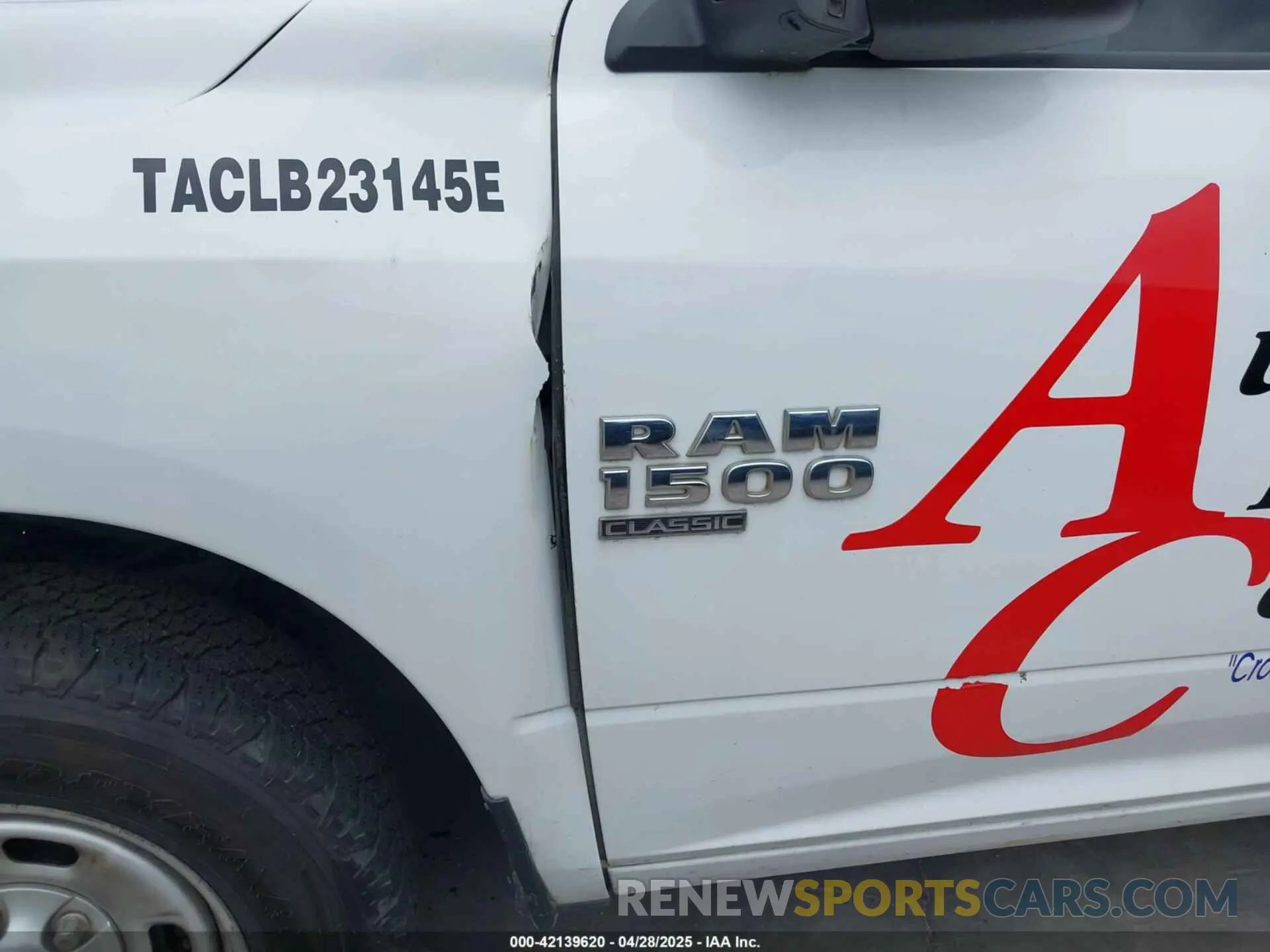 6 Photograph of a damaged car 1C6RR6FG2KS702064 RAM 1500 CLASSIC 2019