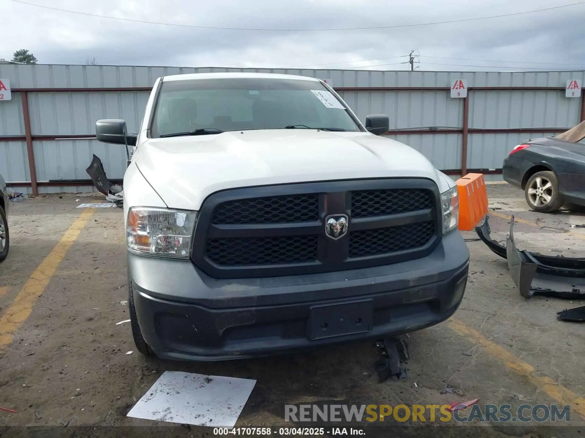 12 Photograph of a damaged car 1C6RR6FG4KS515764 RAM 1500 CLASSIC 2019