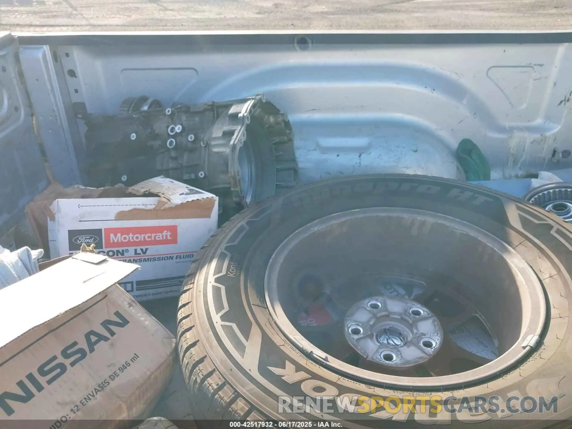 12 Photograph of a damaged car 1C6RR6FG4KS529969 RAM 1500 CLASSIC 2019