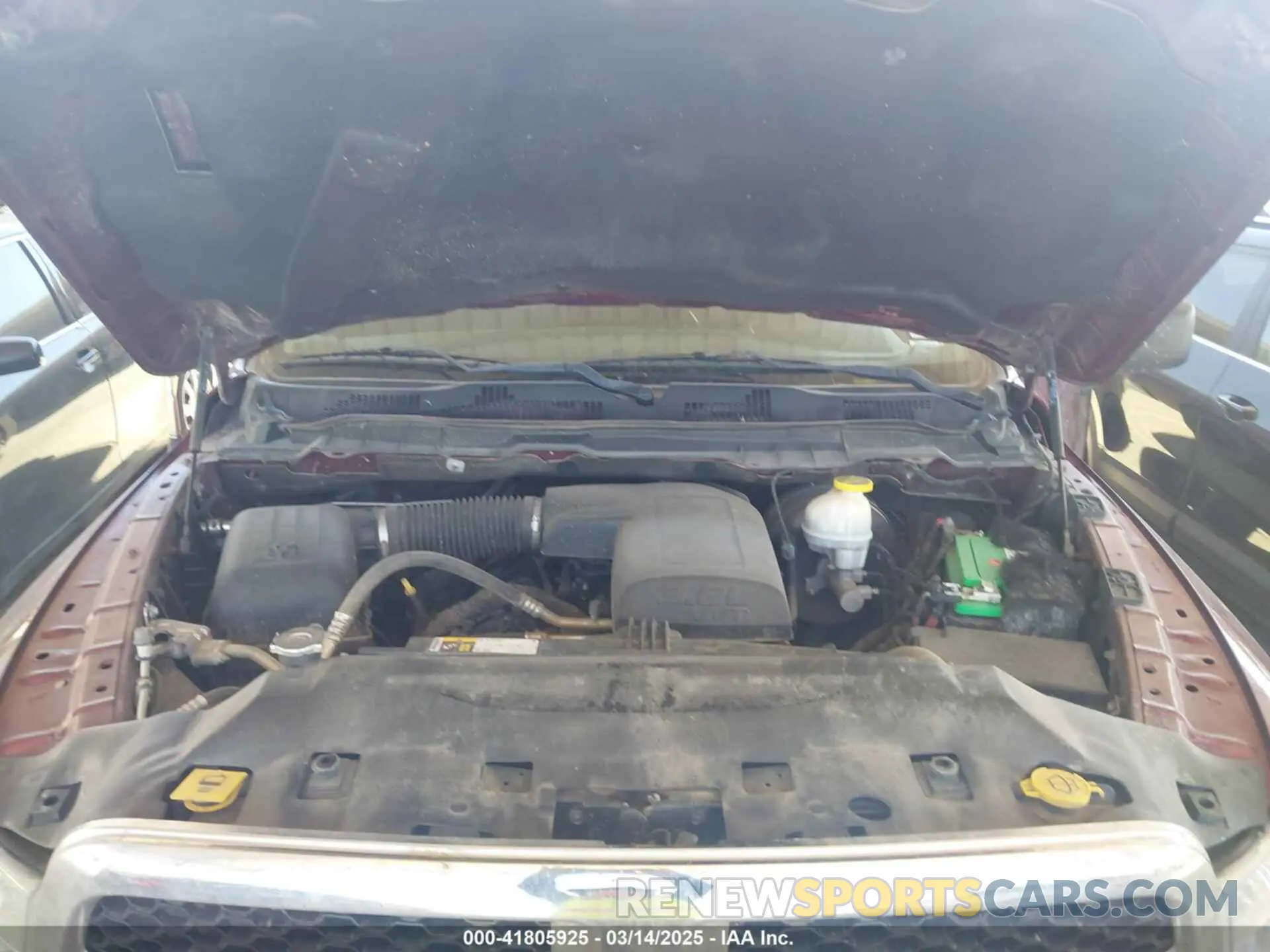 10 Фотография поврежденного автомобиля 1C6RR6FG7KS704795 RAM 1500 CLASSIC 2019