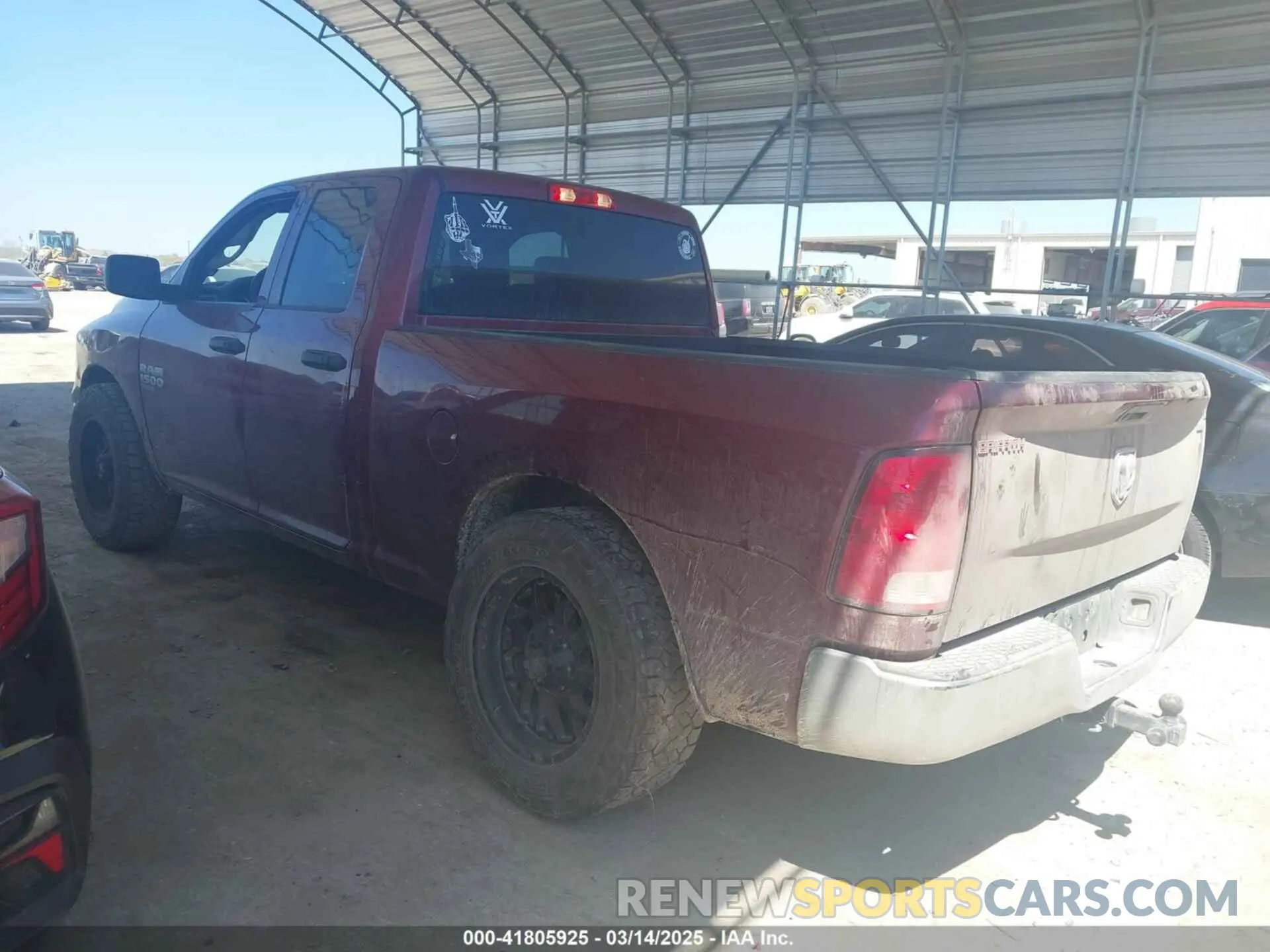 3 Фотография поврежденного автомобиля 1C6RR6FG7KS704795 RAM 1500 CLASSIC 2019
