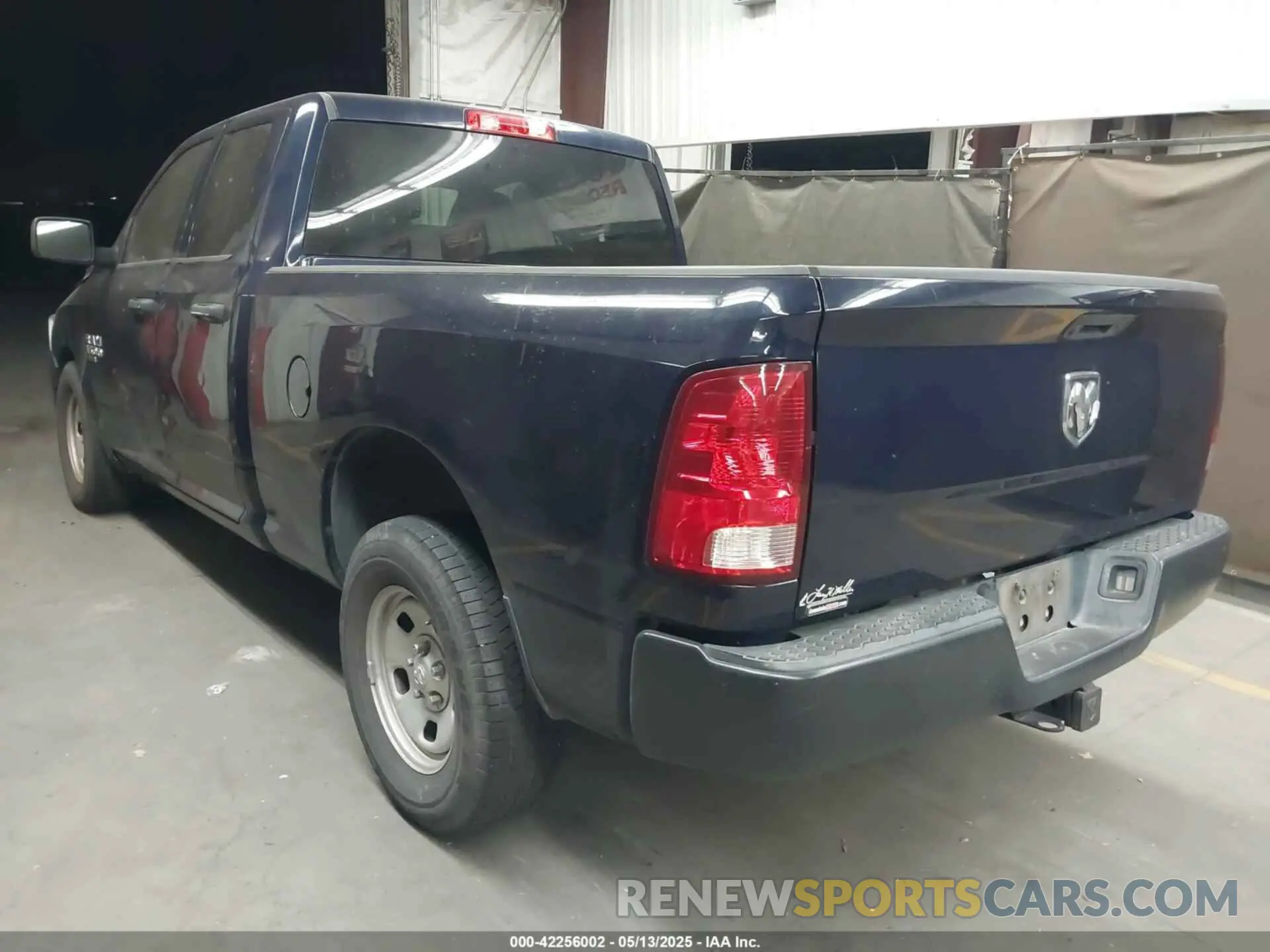 3 Фотография поврежденного автомобиля 1C6RR6FG8KS586787 RAM 1500 CLASSIC 2019