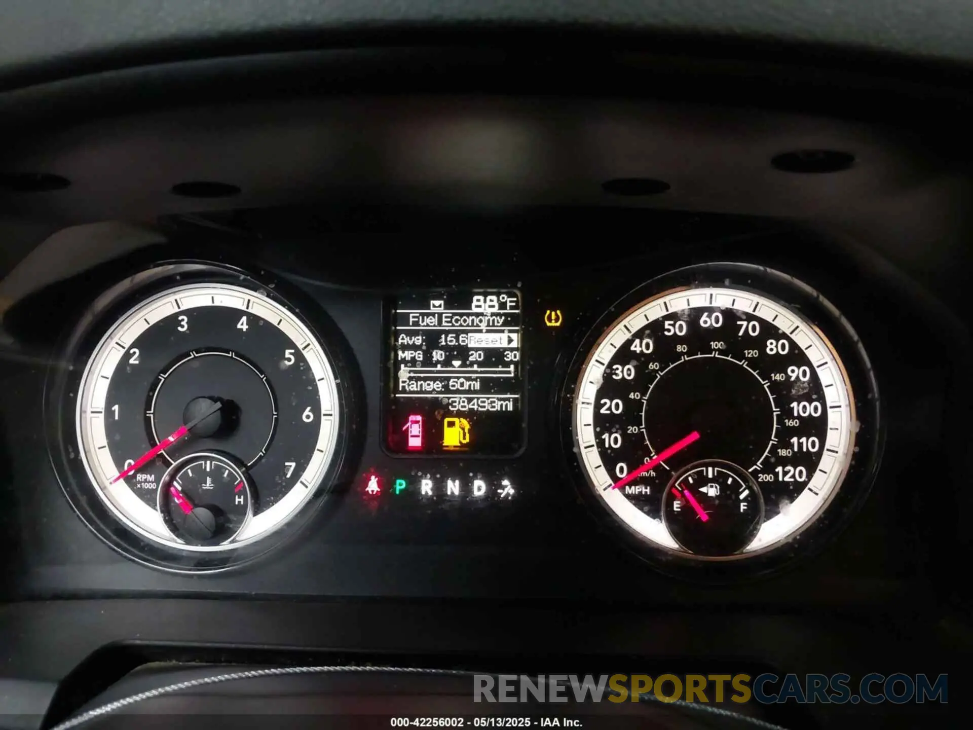 7 Фотография поврежденного автомобиля 1C6RR6FG8KS586787 RAM 1500 CLASSIC 2019