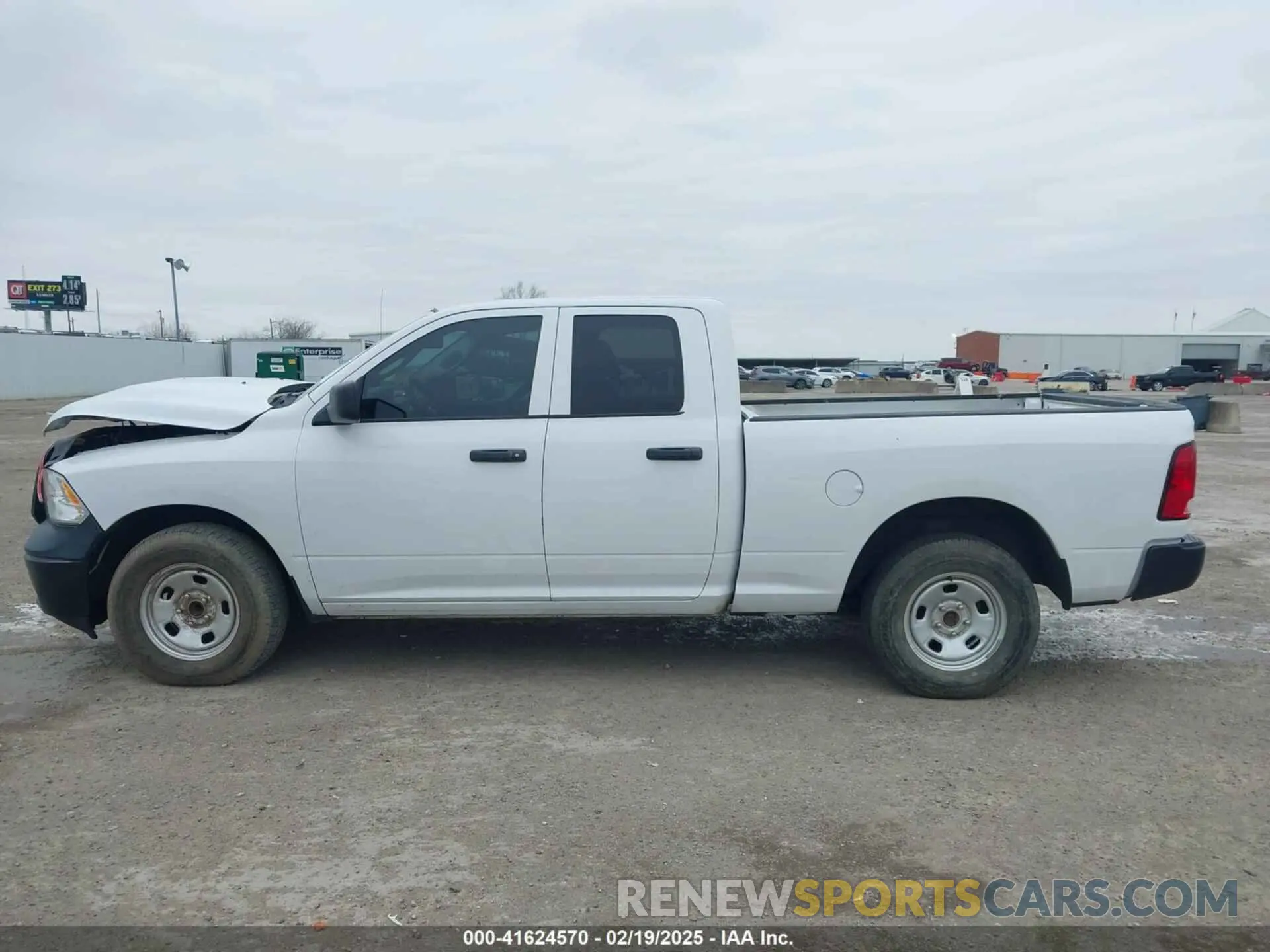 13 Photograph of a damaged car 1C6RR6FG9KS581436 RAM 1500 CLASSIC 2019