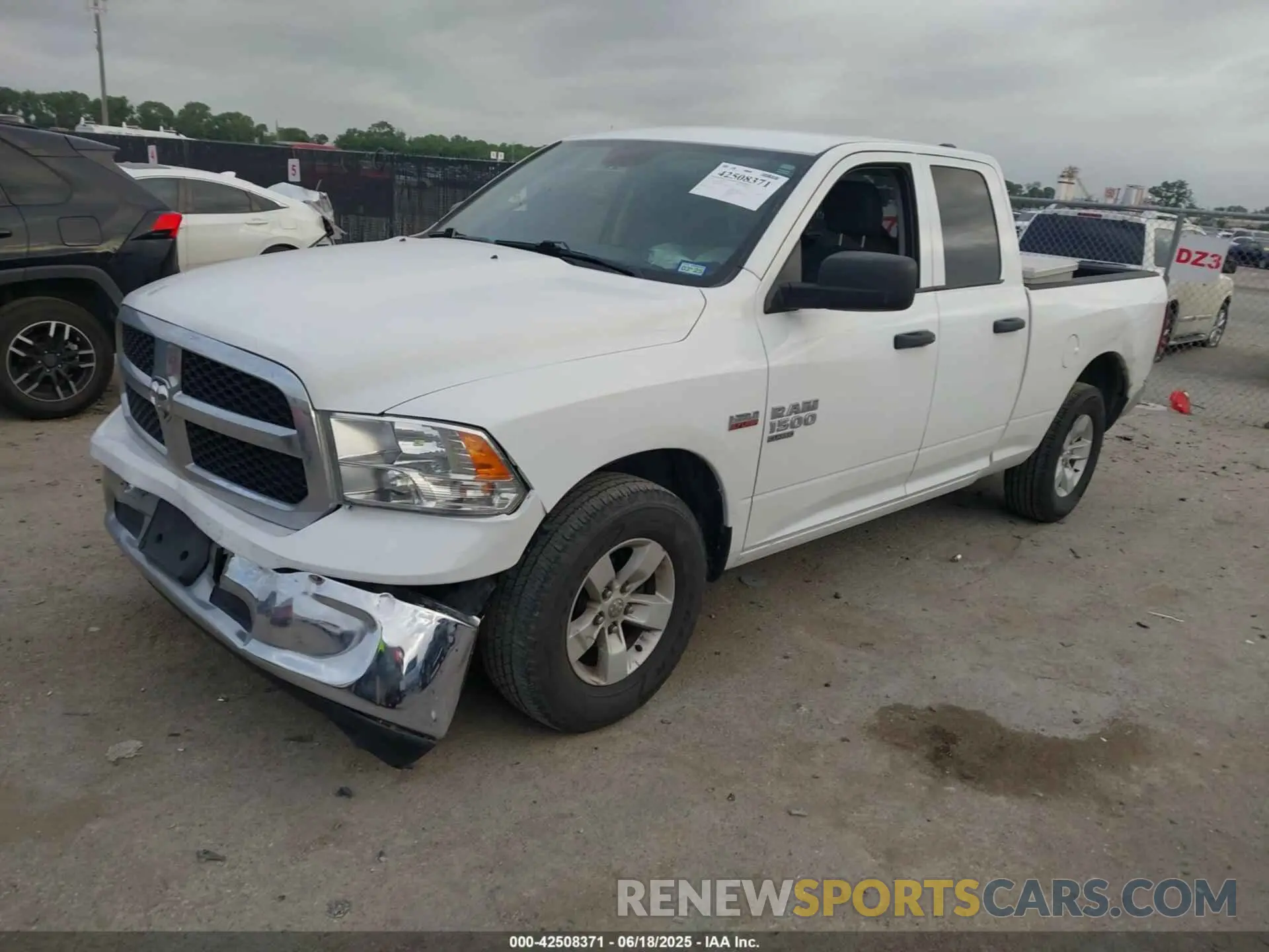 2 Photograph of a damaged car 1C6RR6FT1KS540120 RAM 1500 CLASSIC 2019