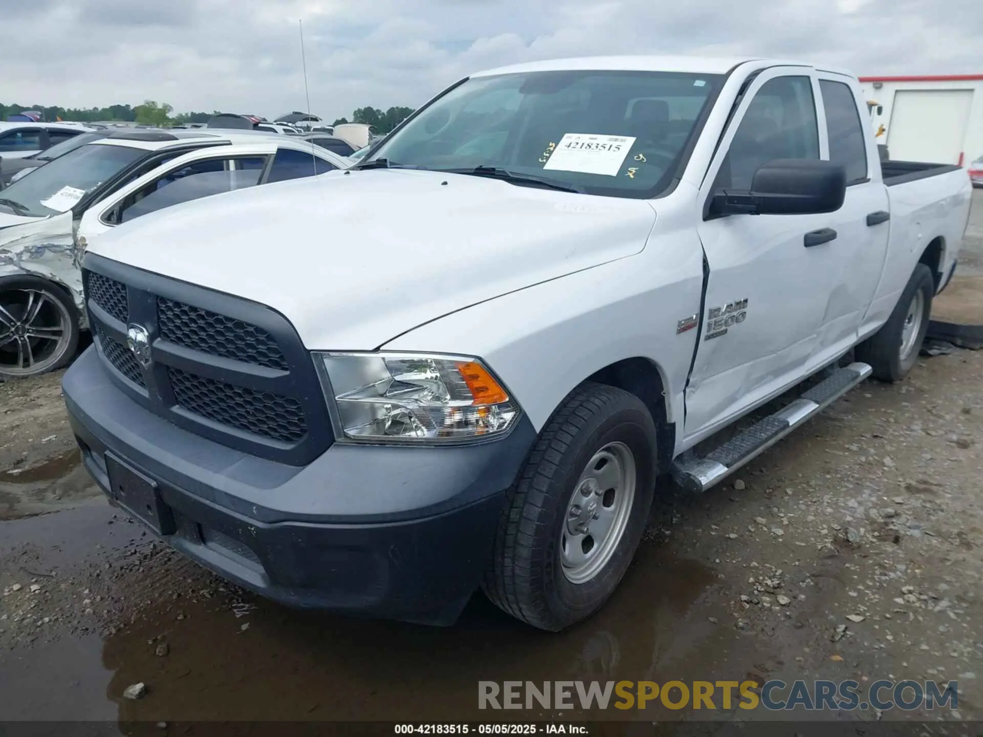 2 Photograph of a damaged car 1C6RR6FT5KS622433 RAM 1500 CLASSIC 2019
