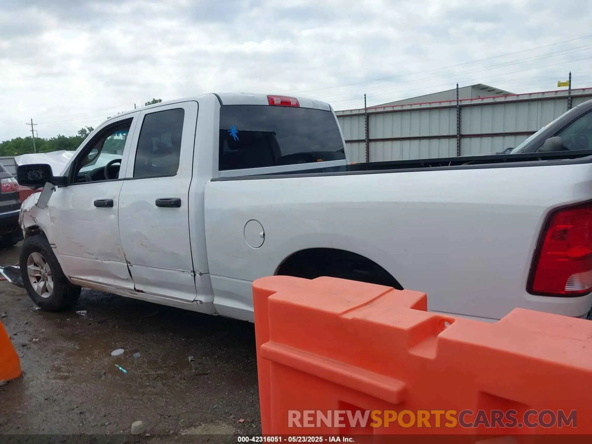 14 Фотография поврежденного автомобиля 1C6RR6FT7KS552546 RAM 1500 CLASSIC 2019