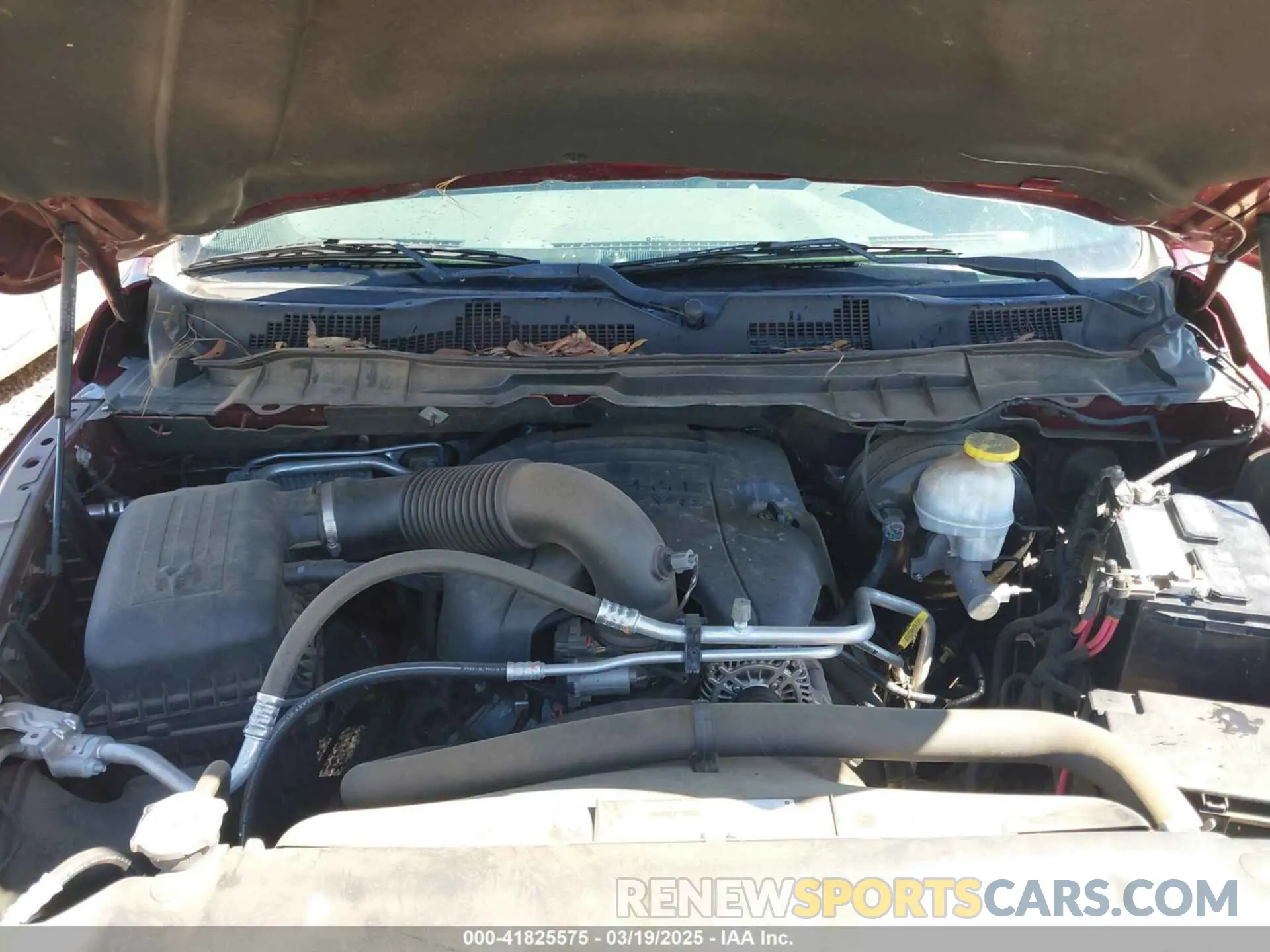 10 Photograph of a damaged car 1C6RR6FT8KS704222 RAM 1500 CLASSIC 2019