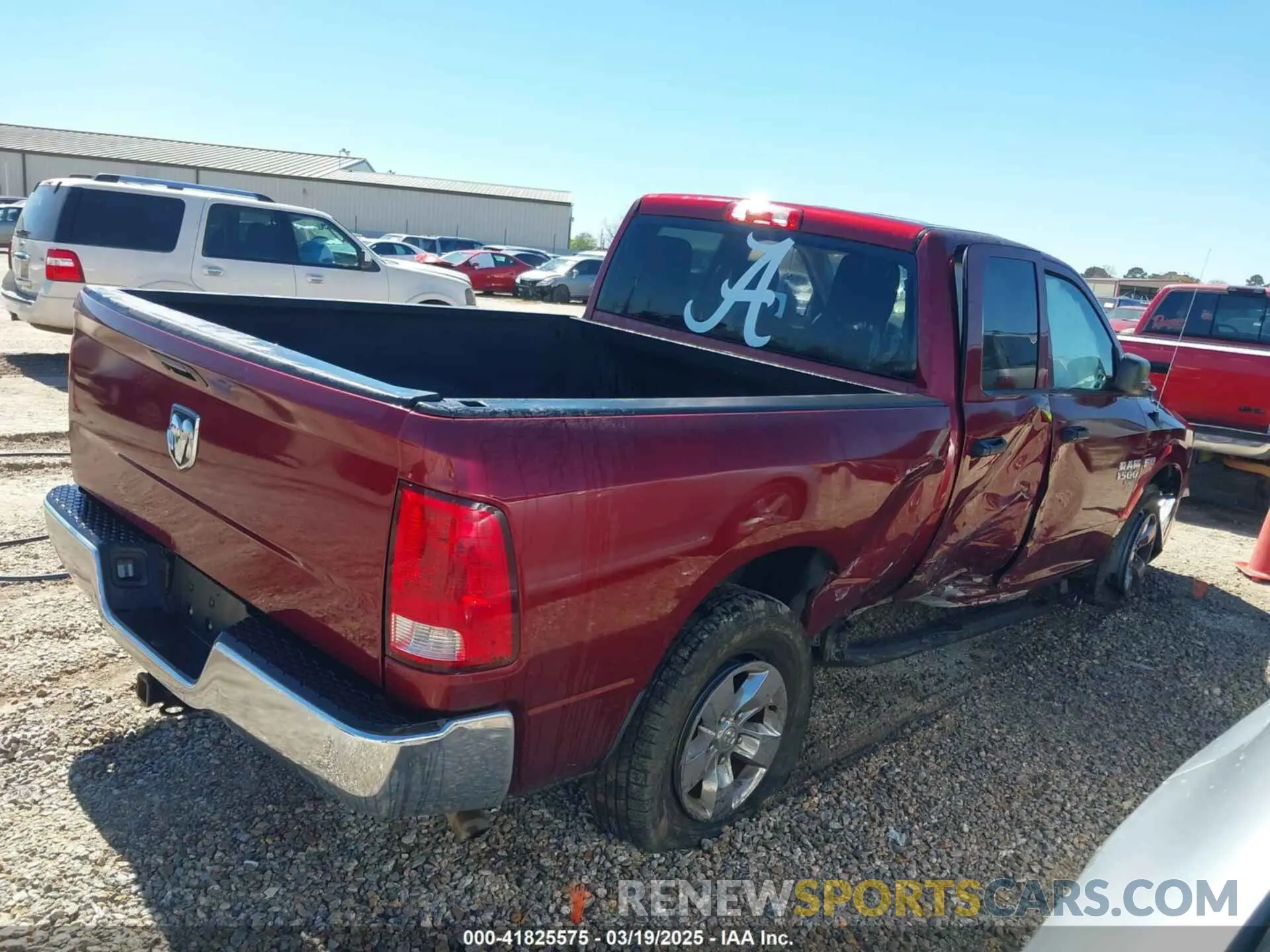 4 Photograph of a damaged car 1C6RR6FT8KS704222 RAM 1500 CLASSIC 2019