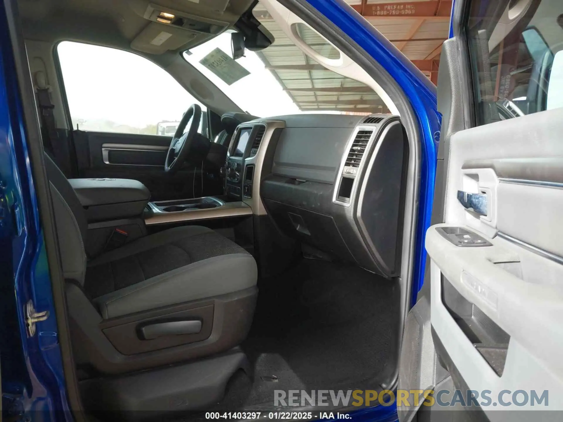 5 Photograph of a damaged car 1C6RR6GG2KS695034 RAM 1500 CLASSIC 2019