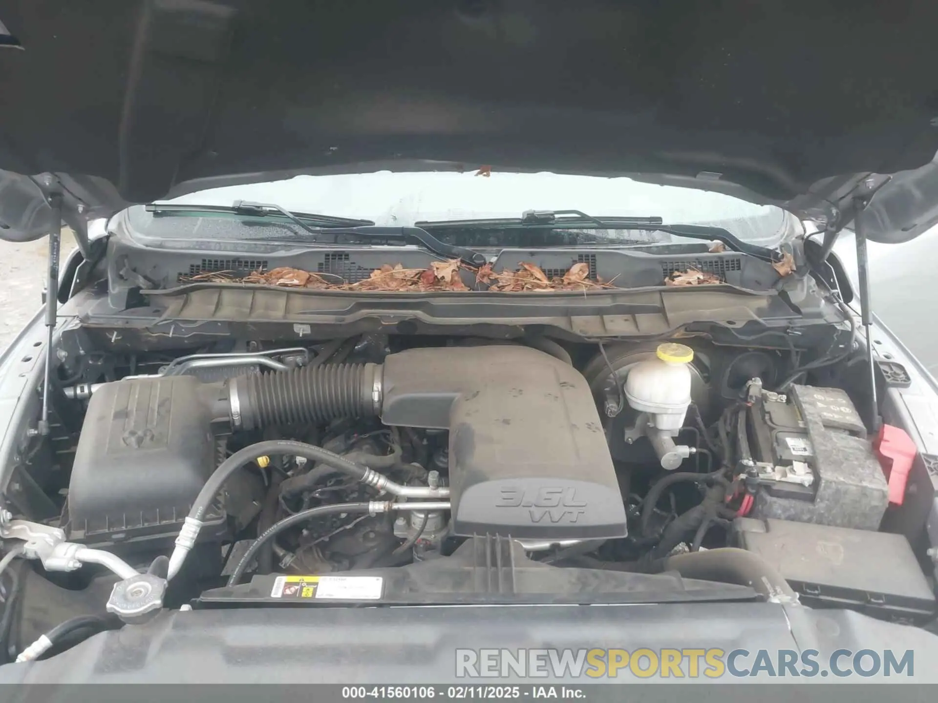 10 Фотография поврежденного автомобиля 1C6RR6KG3KS726864 RAM 1500 CLASSIC 2019