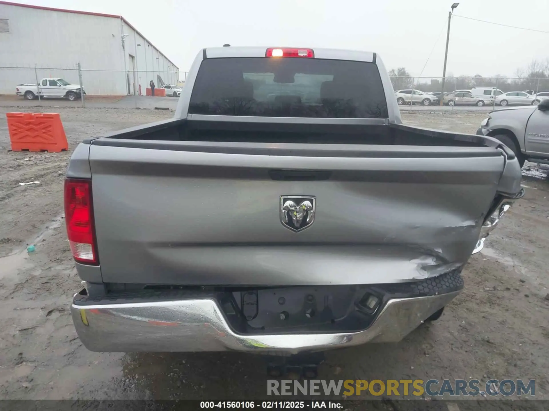 16 Фотография поврежденного автомобиля 1C6RR6KG3KS726864 RAM 1500 CLASSIC 2019